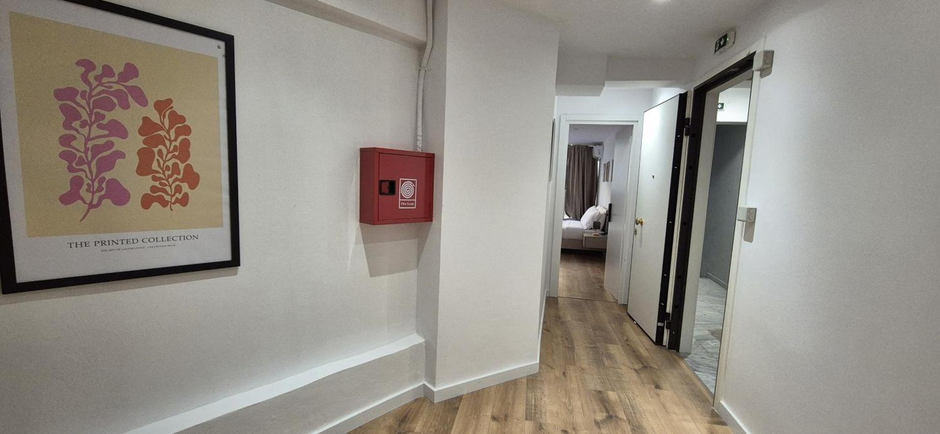 Figleaf Kypseli - Photo 94