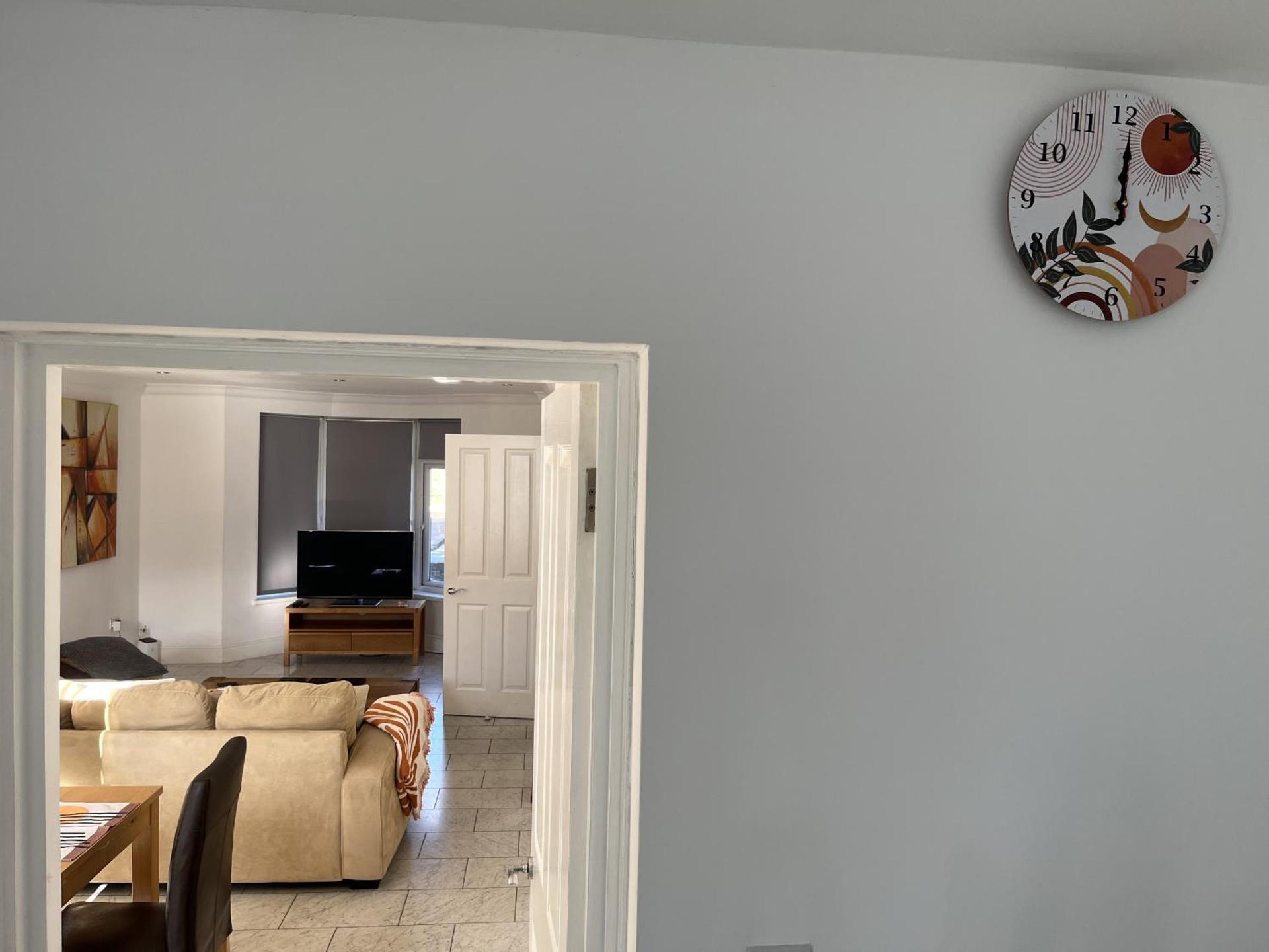City Reach Retreat Spacious 4Bed House Startford Maryland Great Transport Links - Photo 71