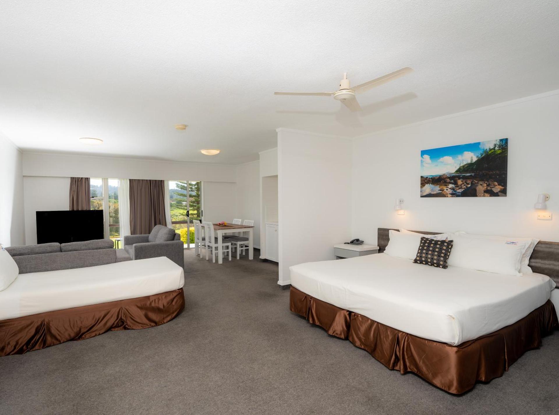 South Pacific Resort Hotel - Photo 52