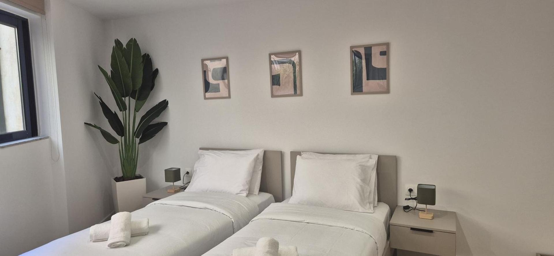 Figleaf Kypseli - Photo 33