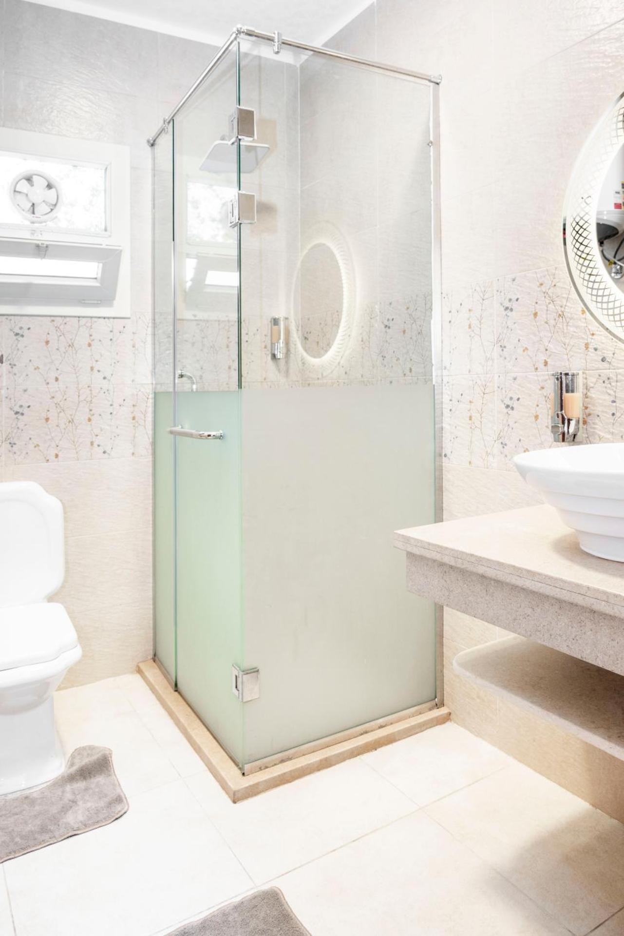 Golden Grand Museum Hotel - Photo 26