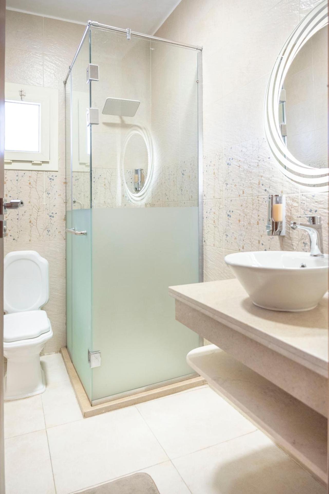 Golden Grand Museum Hotel - Photo 80