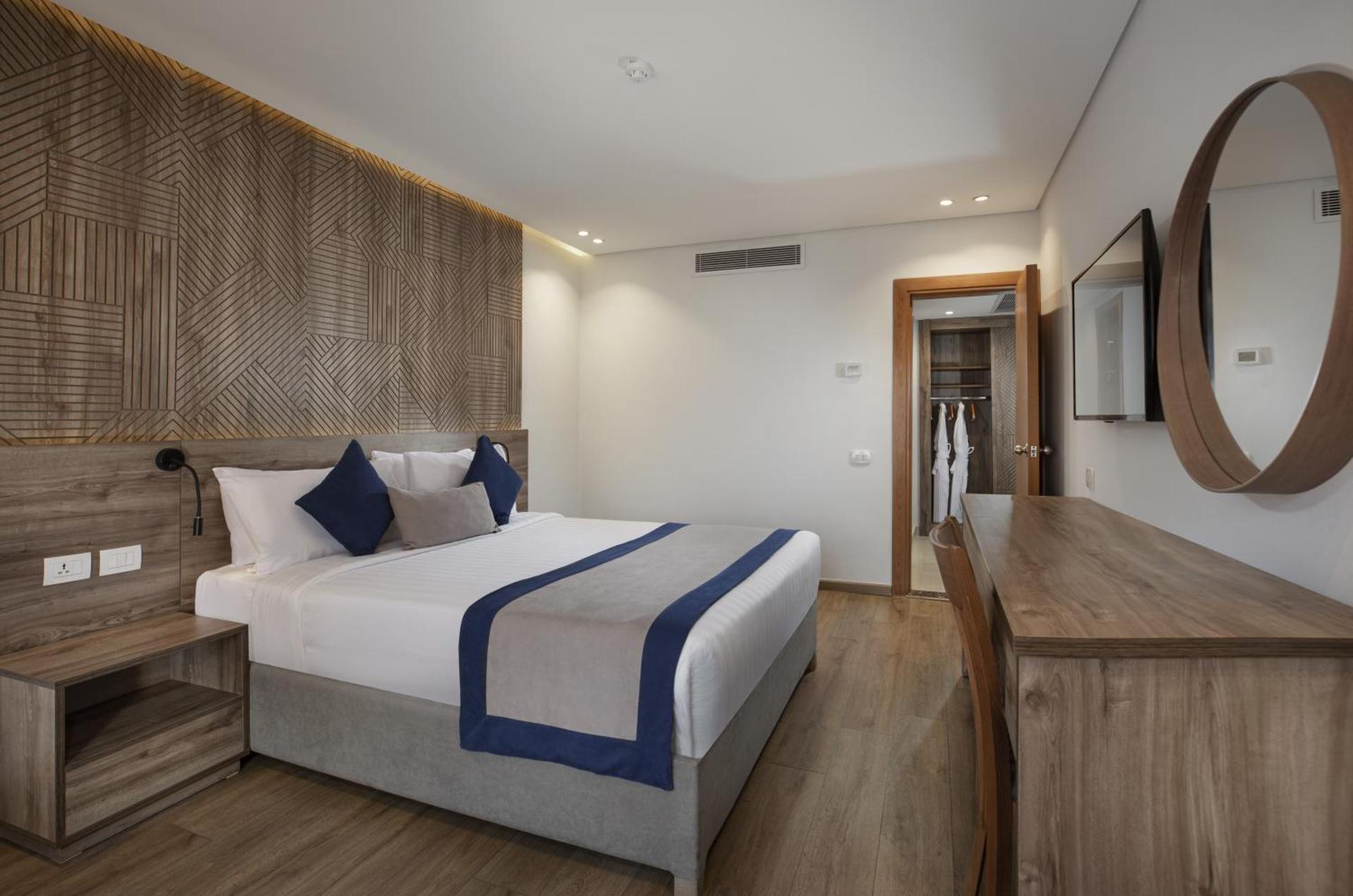 Pyramisa Suites Hotel Cairo - Photo 27