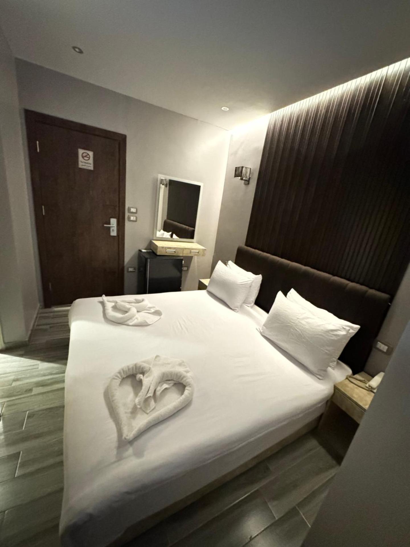 Tourist Plaza Hotel - Photo 35