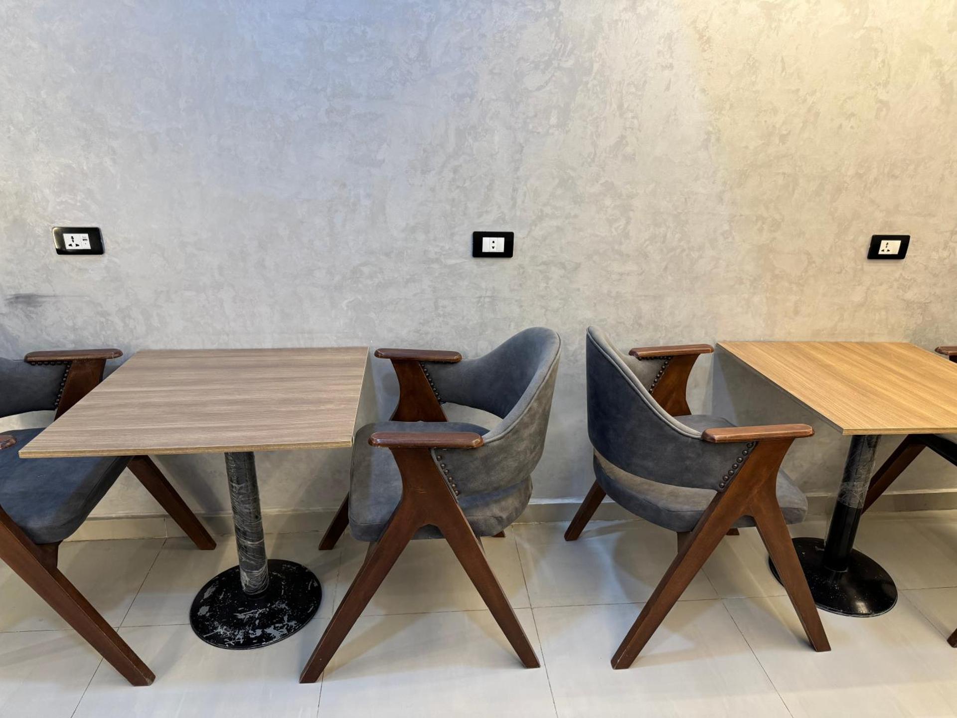 Tourist Plaza Hotel - Photo 17