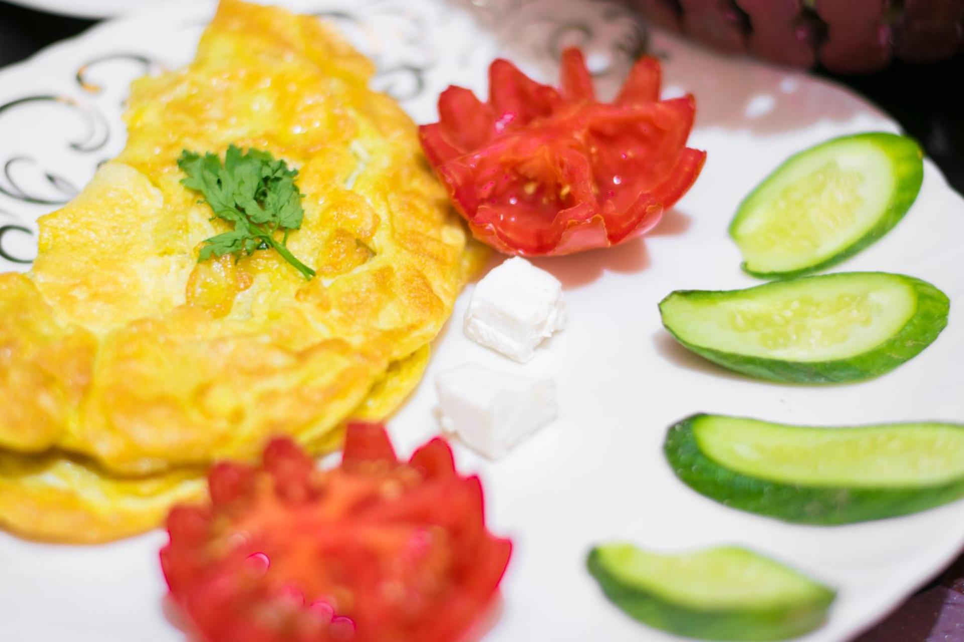 Tourist Plaza Hotel - Photo 21