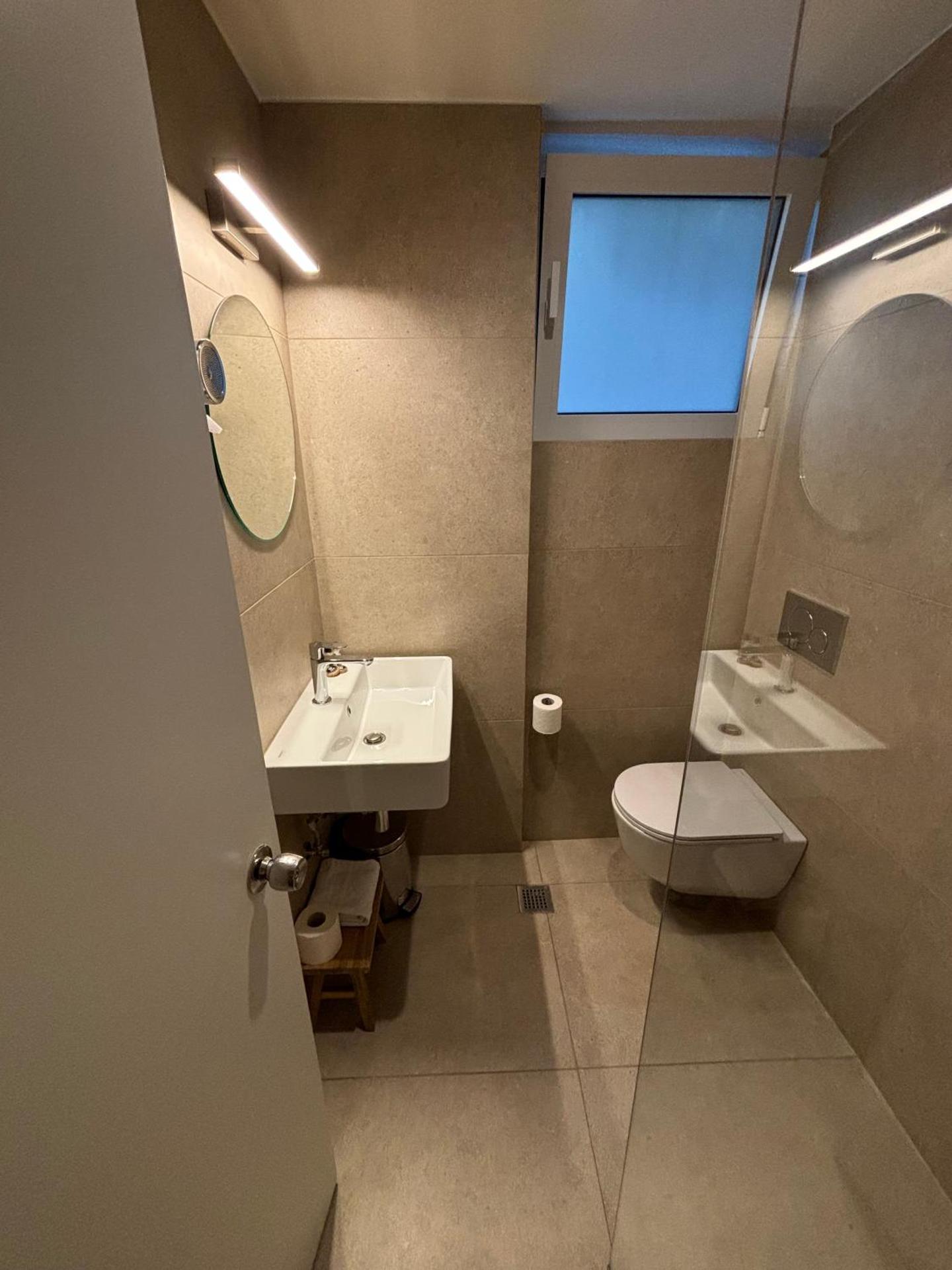 Economy Double Room - Photo 3