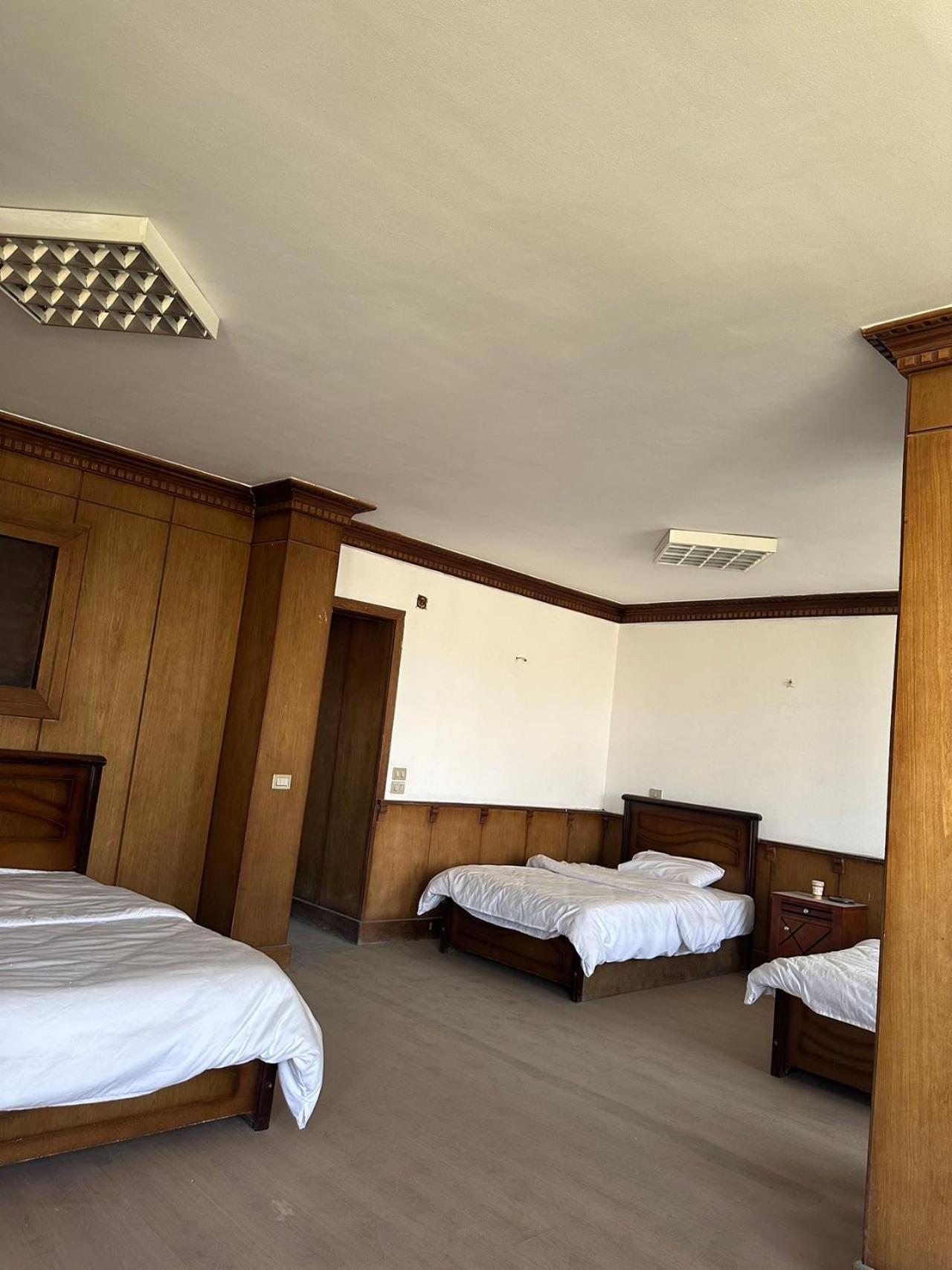 QinFu HOTEL - Photo 20