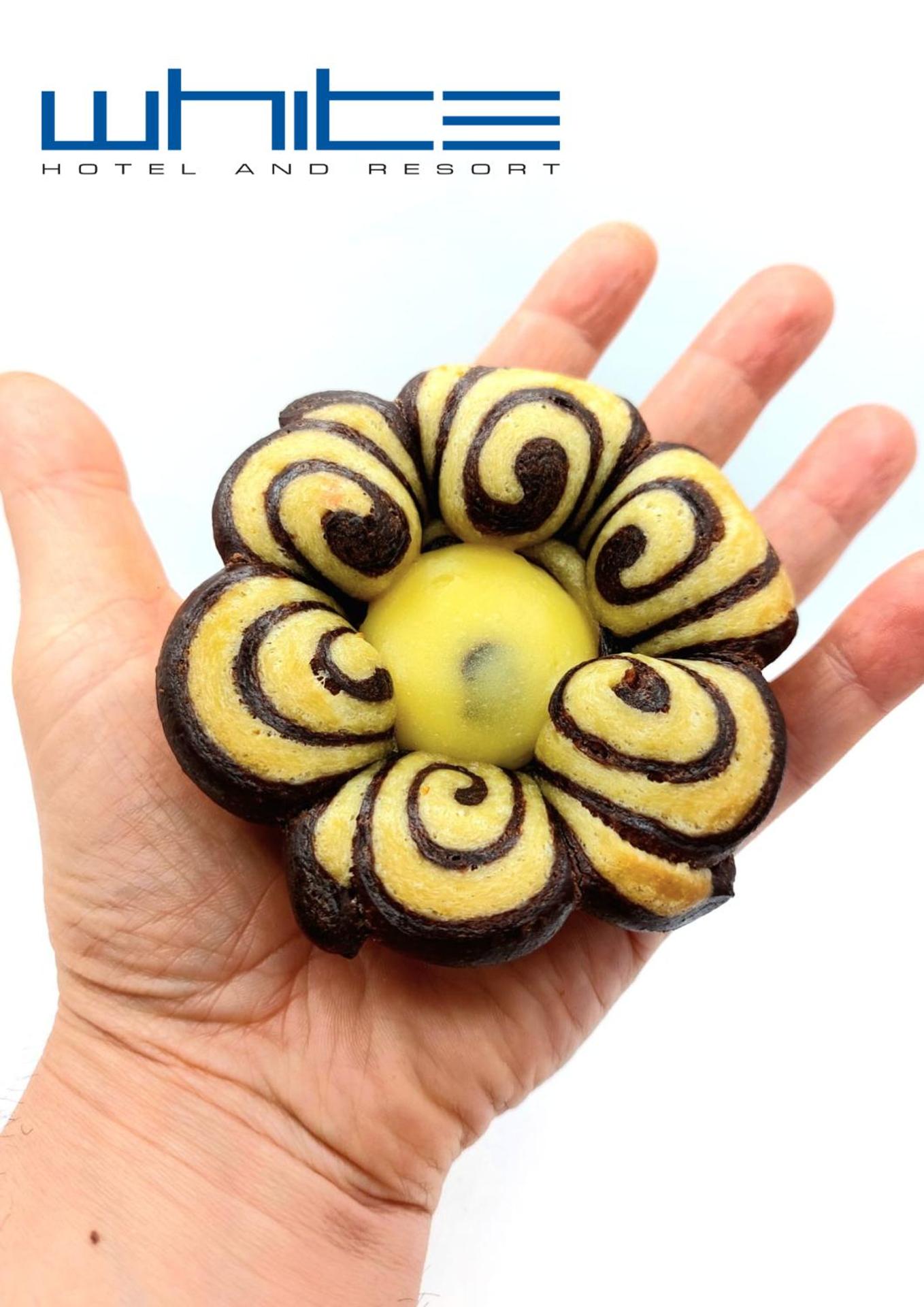 White Hotel - Photo 19