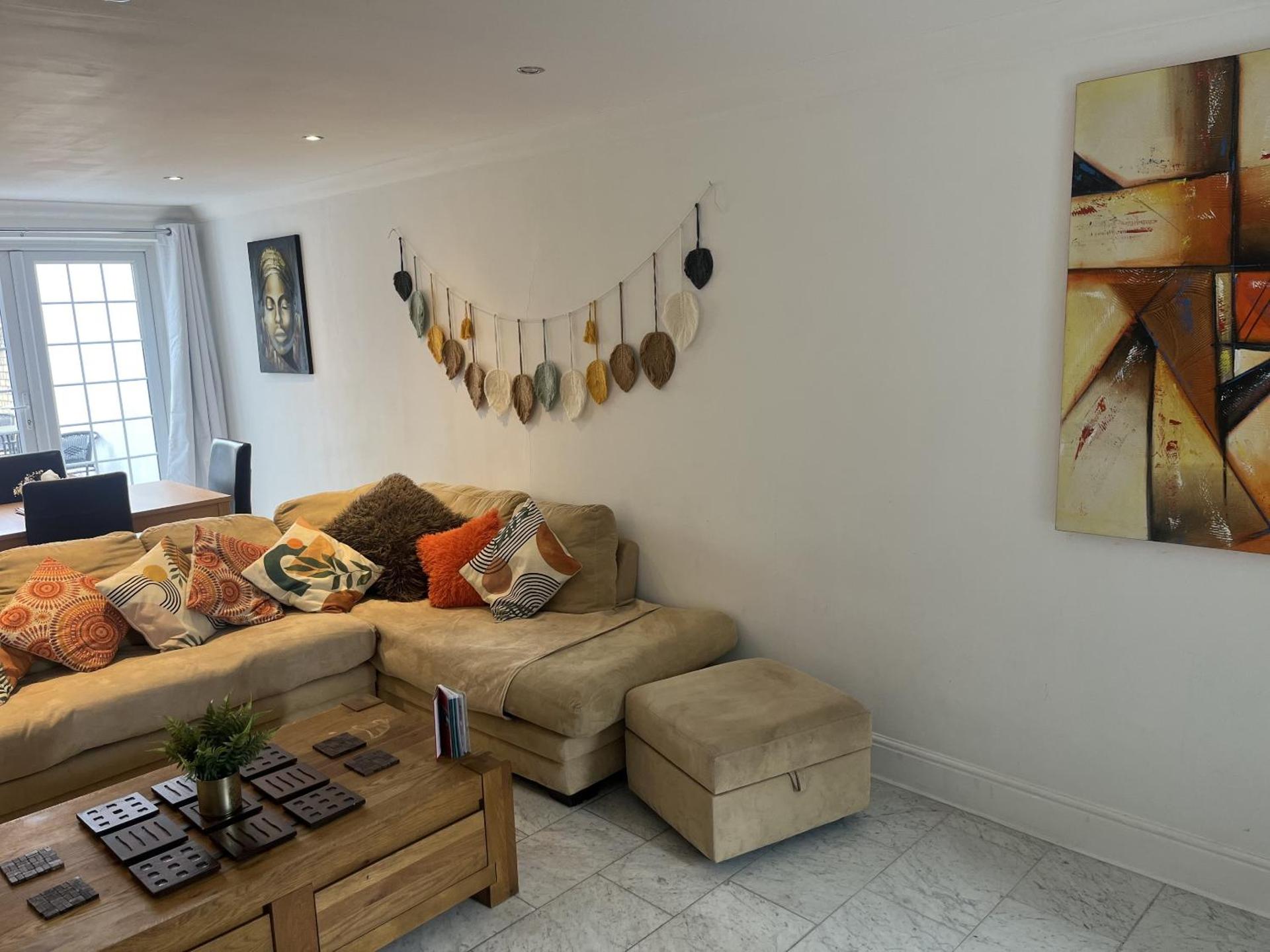 City Reach Retreat Spacious 4Bed House Startford Maryland Great Transport Links - Photo 6