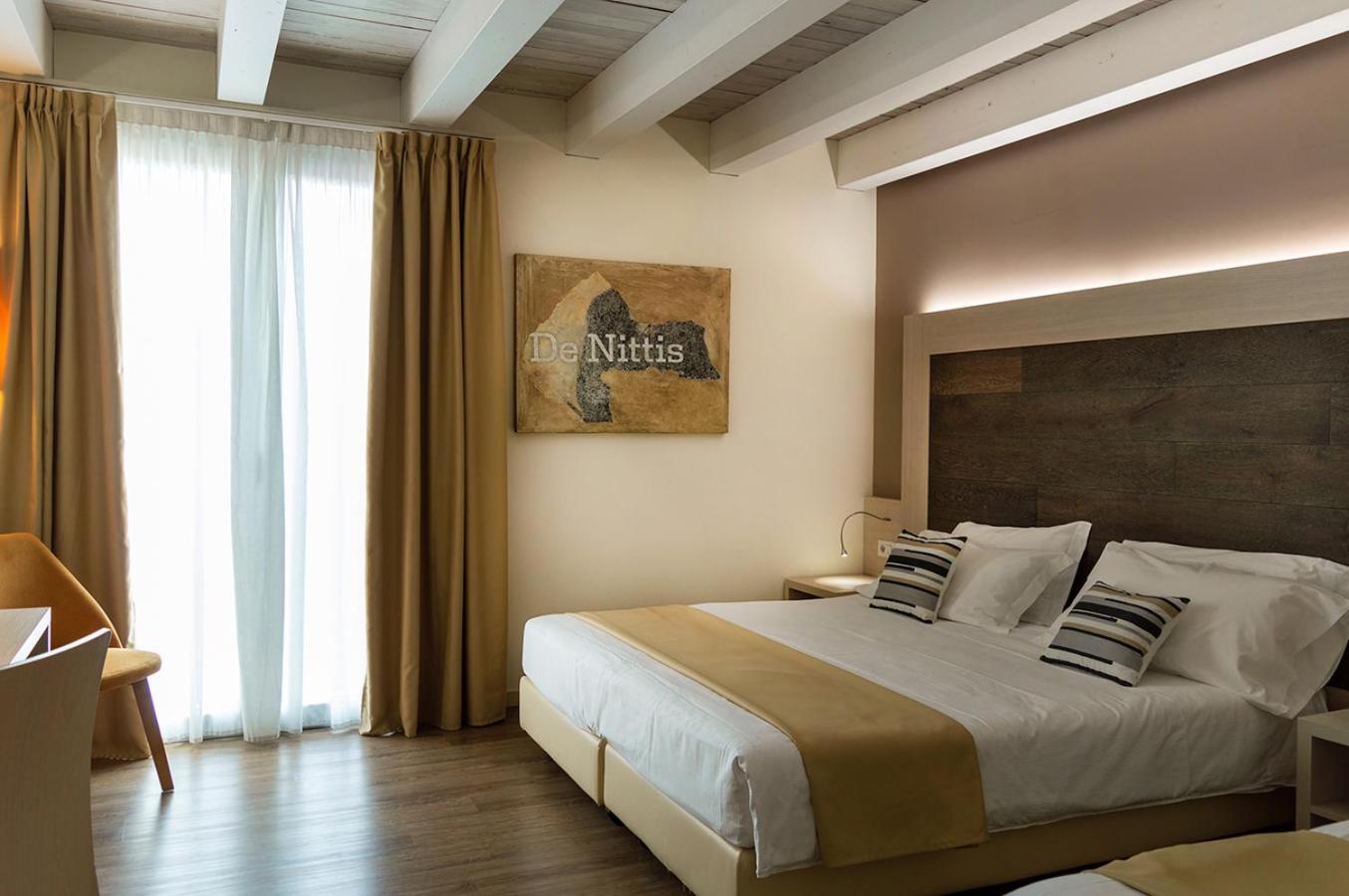 Hotel Alexander - Photo 59