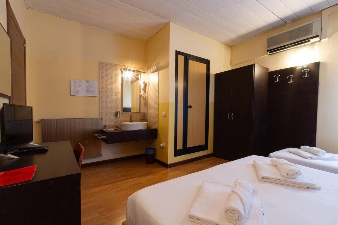Hotel Guidi - Photo 79