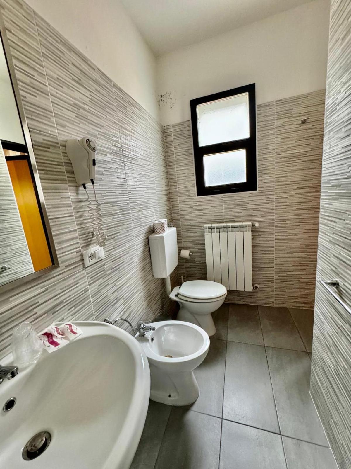 Hotel Guidi - Photo 63