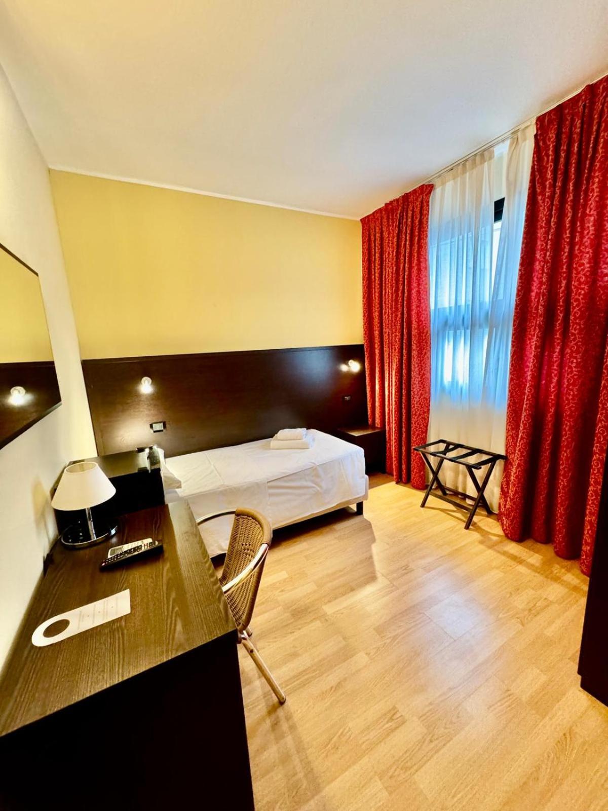 Hotel Guidi - Photo 7