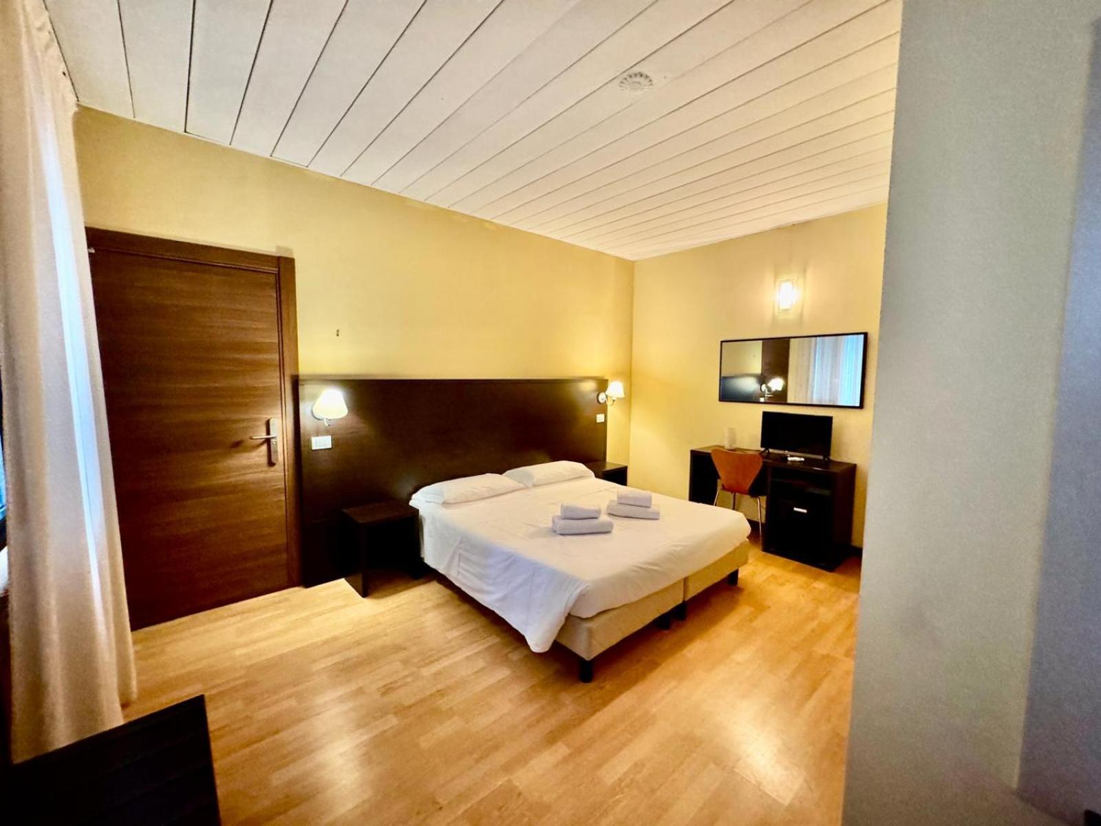 Hotel Guidi - Photo 28