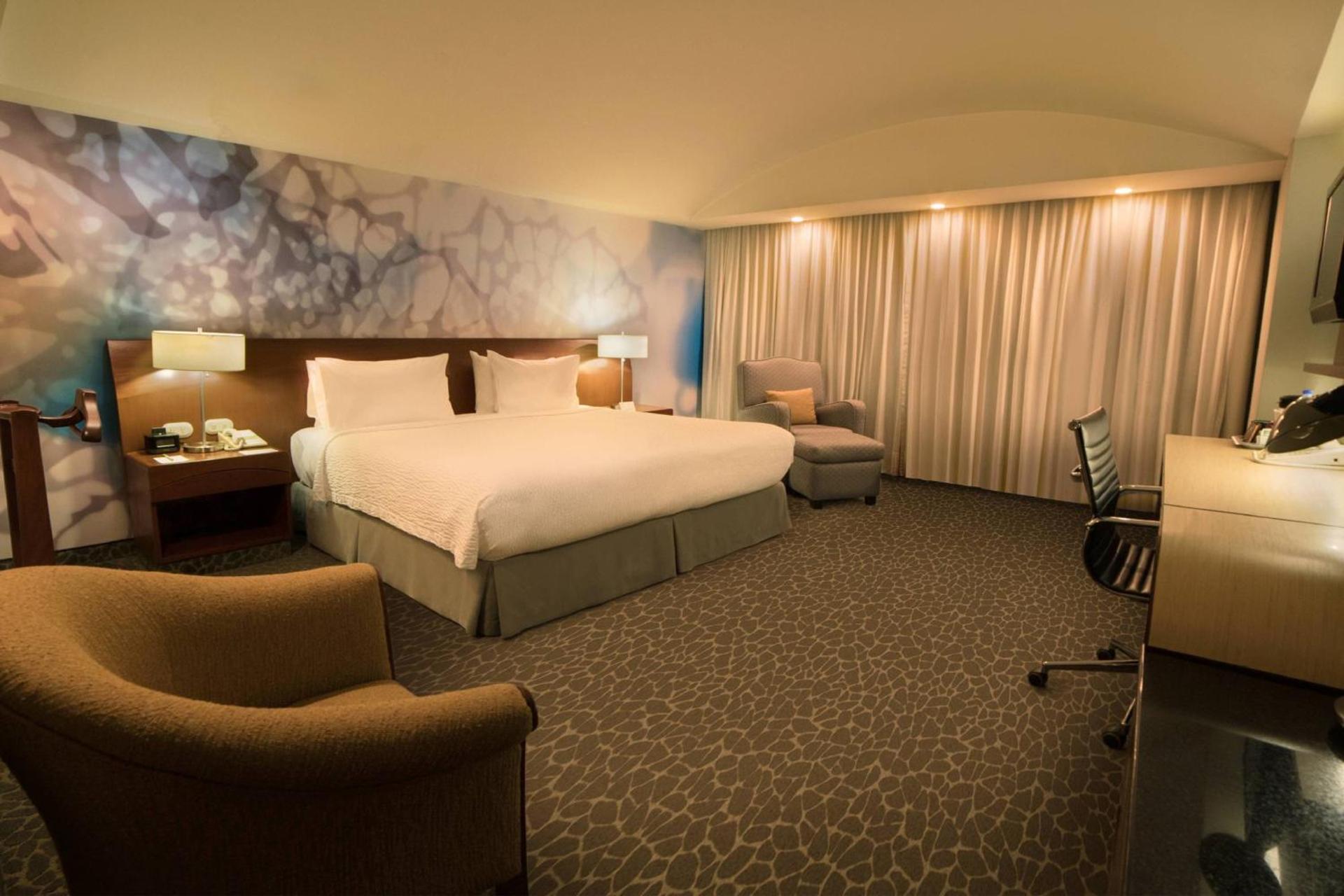 Courtyard by Marriott Mexico City Revolucion - Photo 58