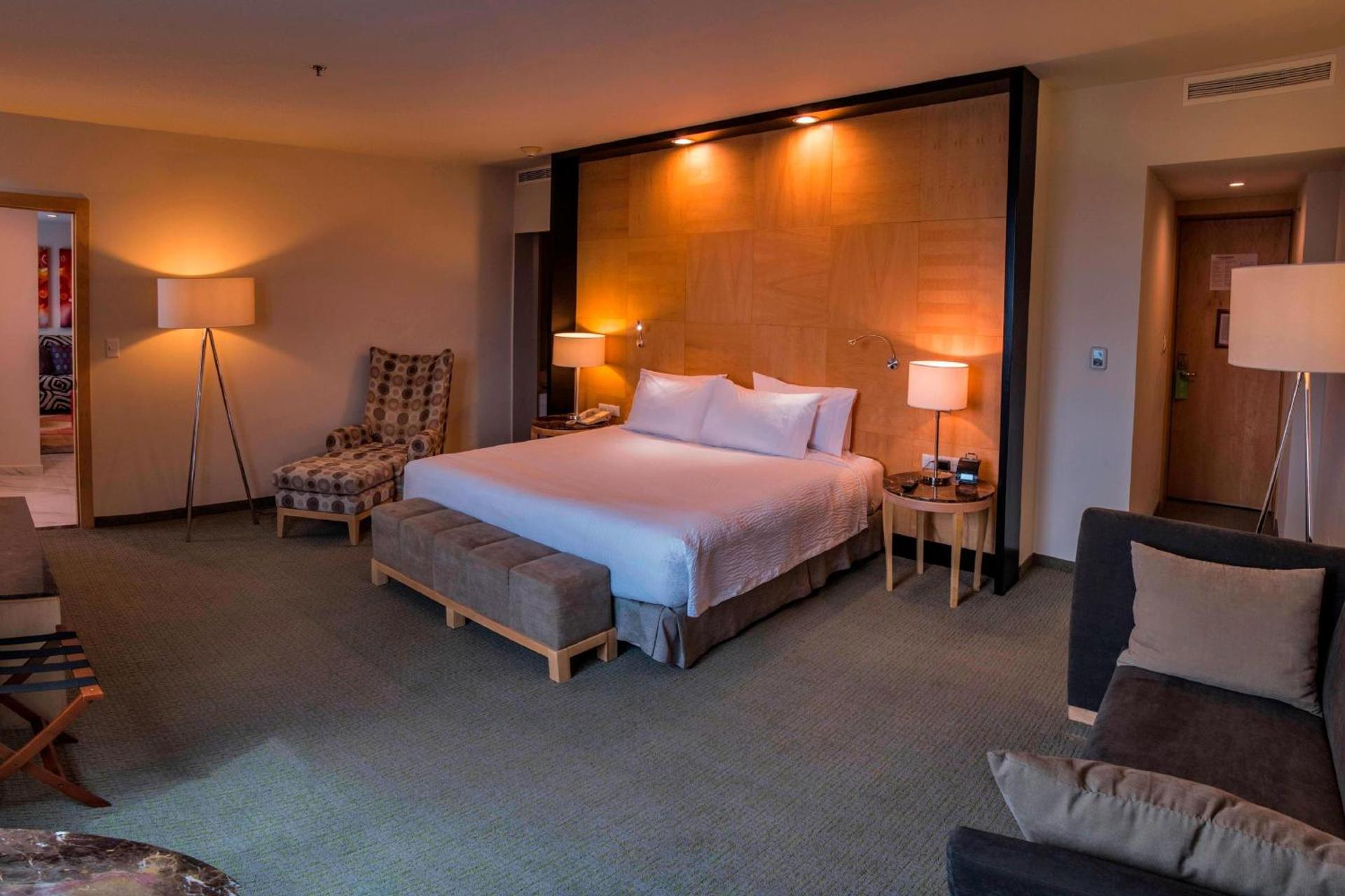 Courtyard by Marriott Mexico City Revolucion - Photo 75