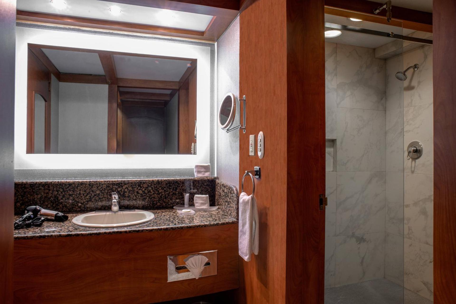 Courtyard by Marriott Mexico City Revolucion - Photo 80