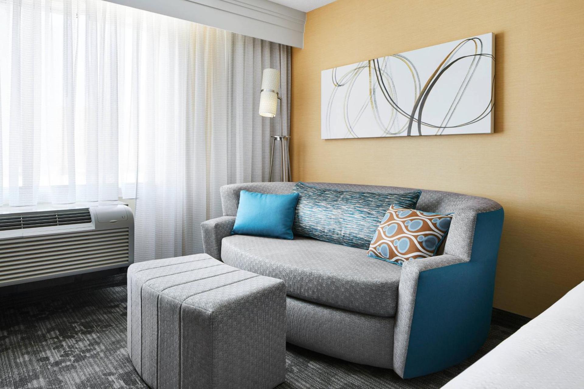 Courtyard by Marriott Newark Downtown - Photo 31