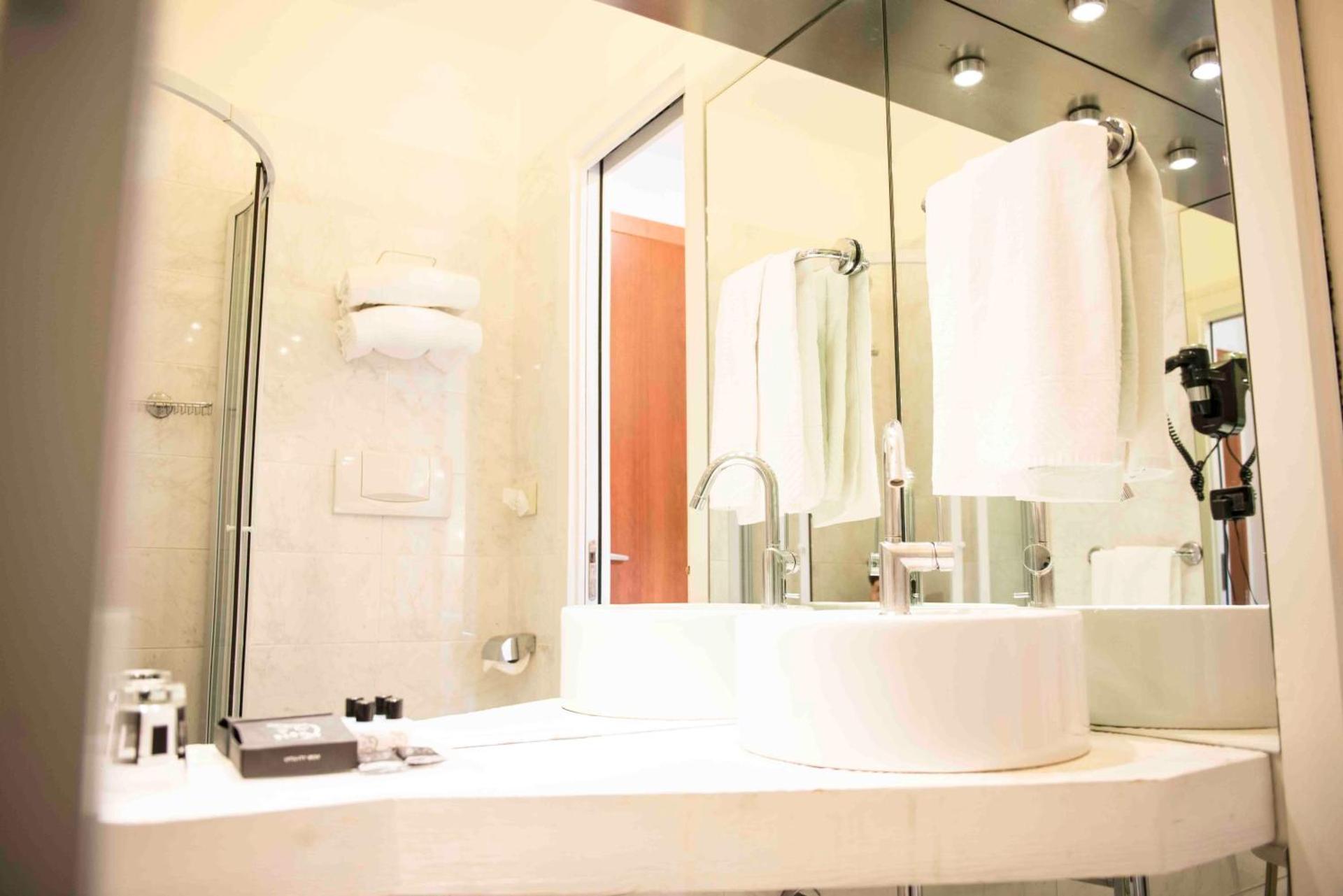 Art Hotel Boston - Photo 97