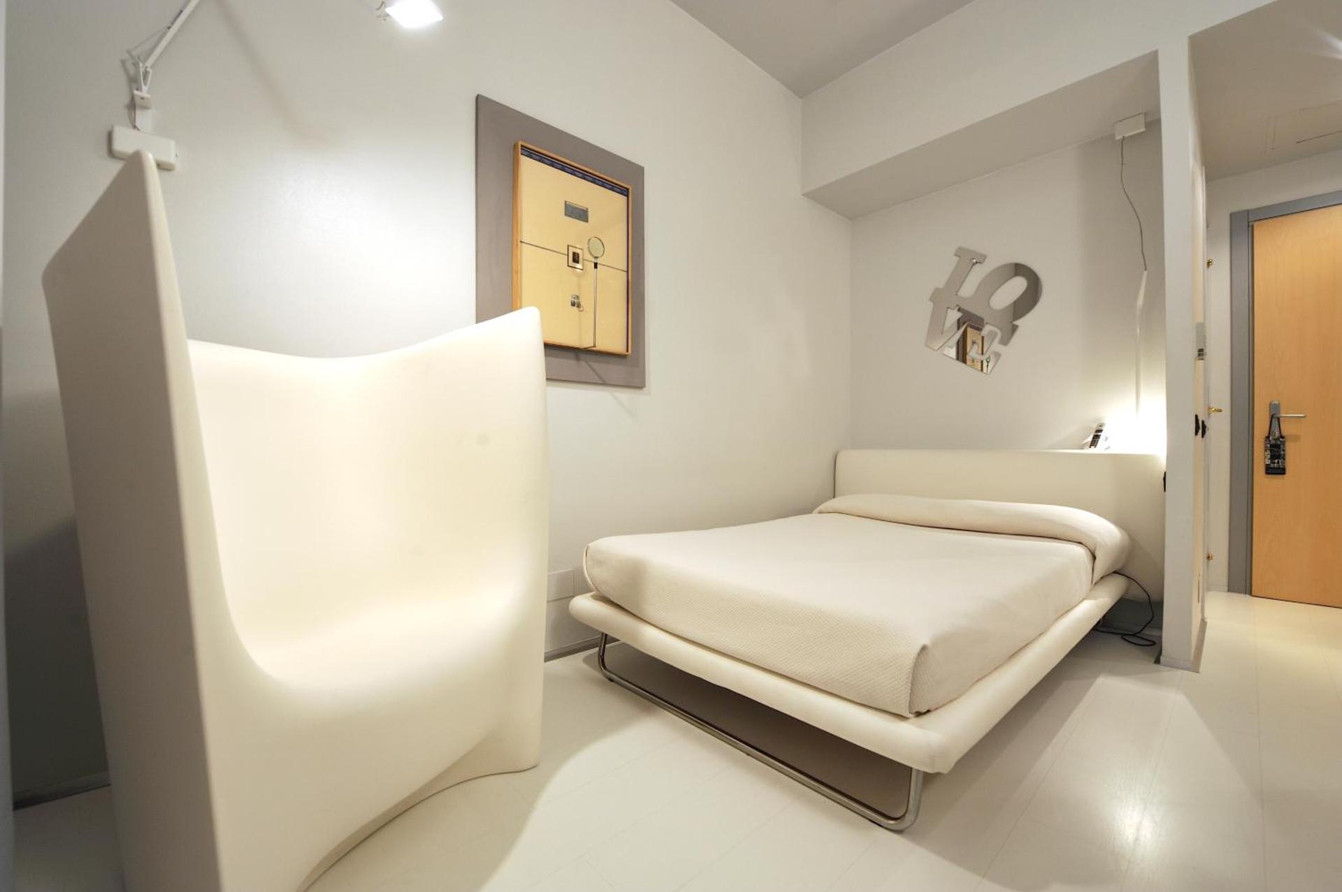 Art Hotel Boston - Photo 3