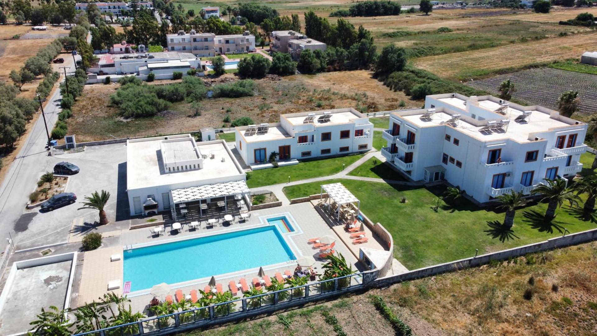 Bouradanis Art Hotel - Photo 16