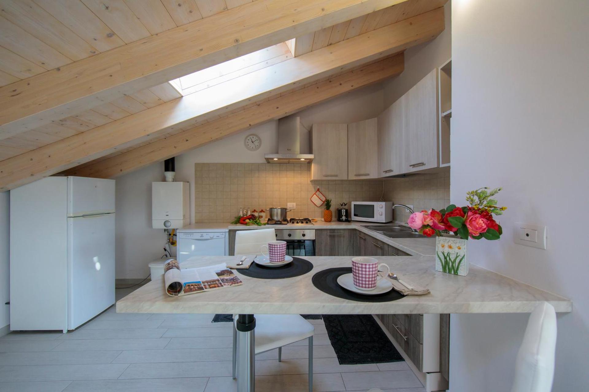Silver Lake Apartment - Happy Rentals - Photo 17