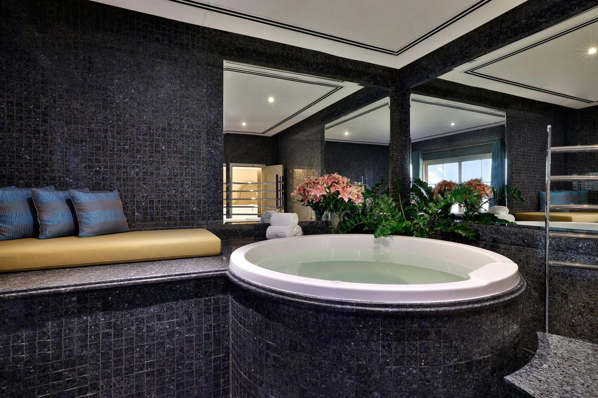 The Westin Dubai Mina Seyahi Beach Resort and Waterpark - Photo 41