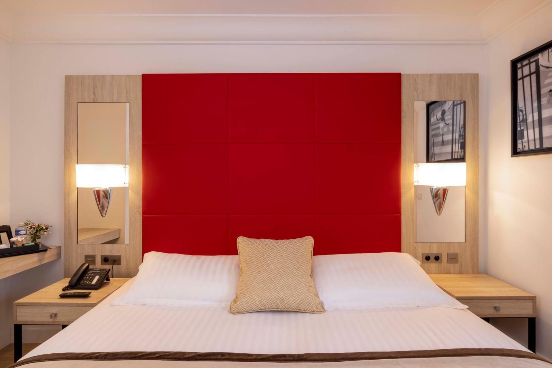 Hôtel De Castiglione - Photo 40