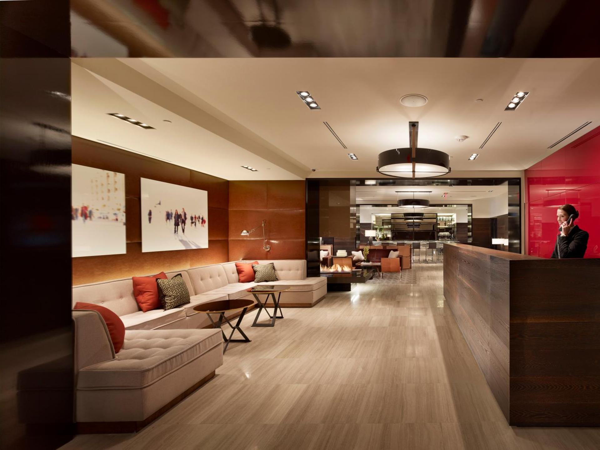 AKA White House - Photo 13