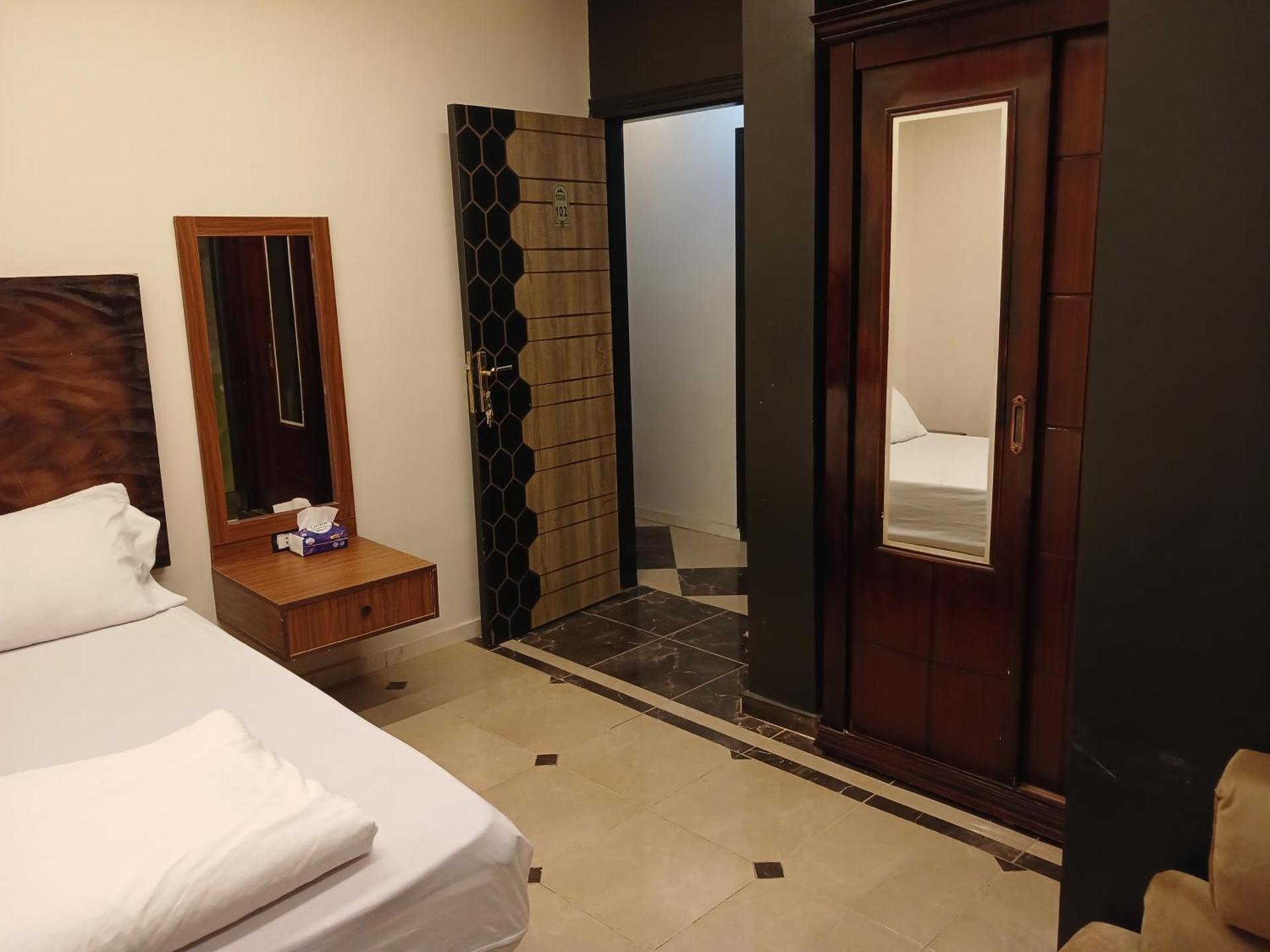 Karma pyramids view inn - Photo 23