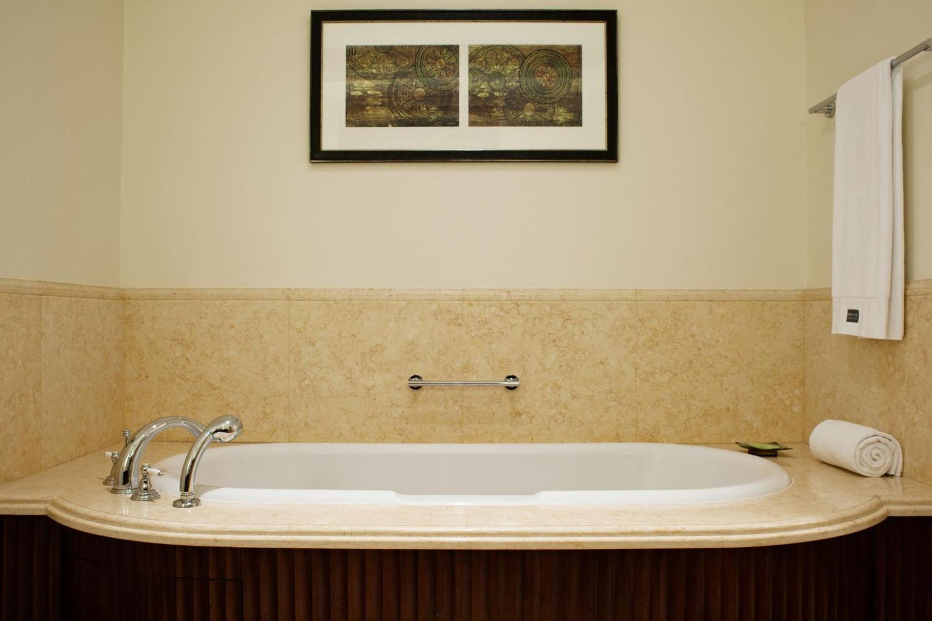 The Westin Dubai Mina Seyahi Beach Resort and Waterpark - Photo 5