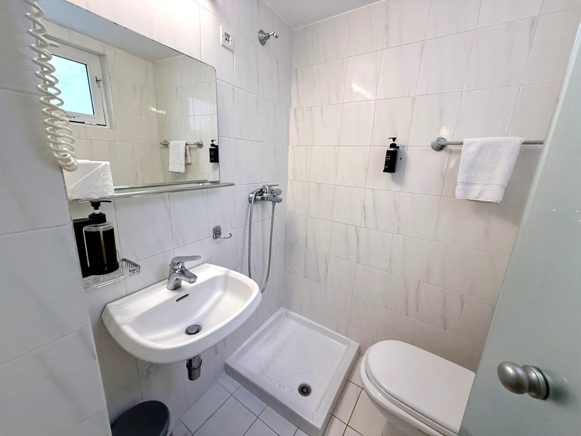 Savoy City Hotel - Photo 99