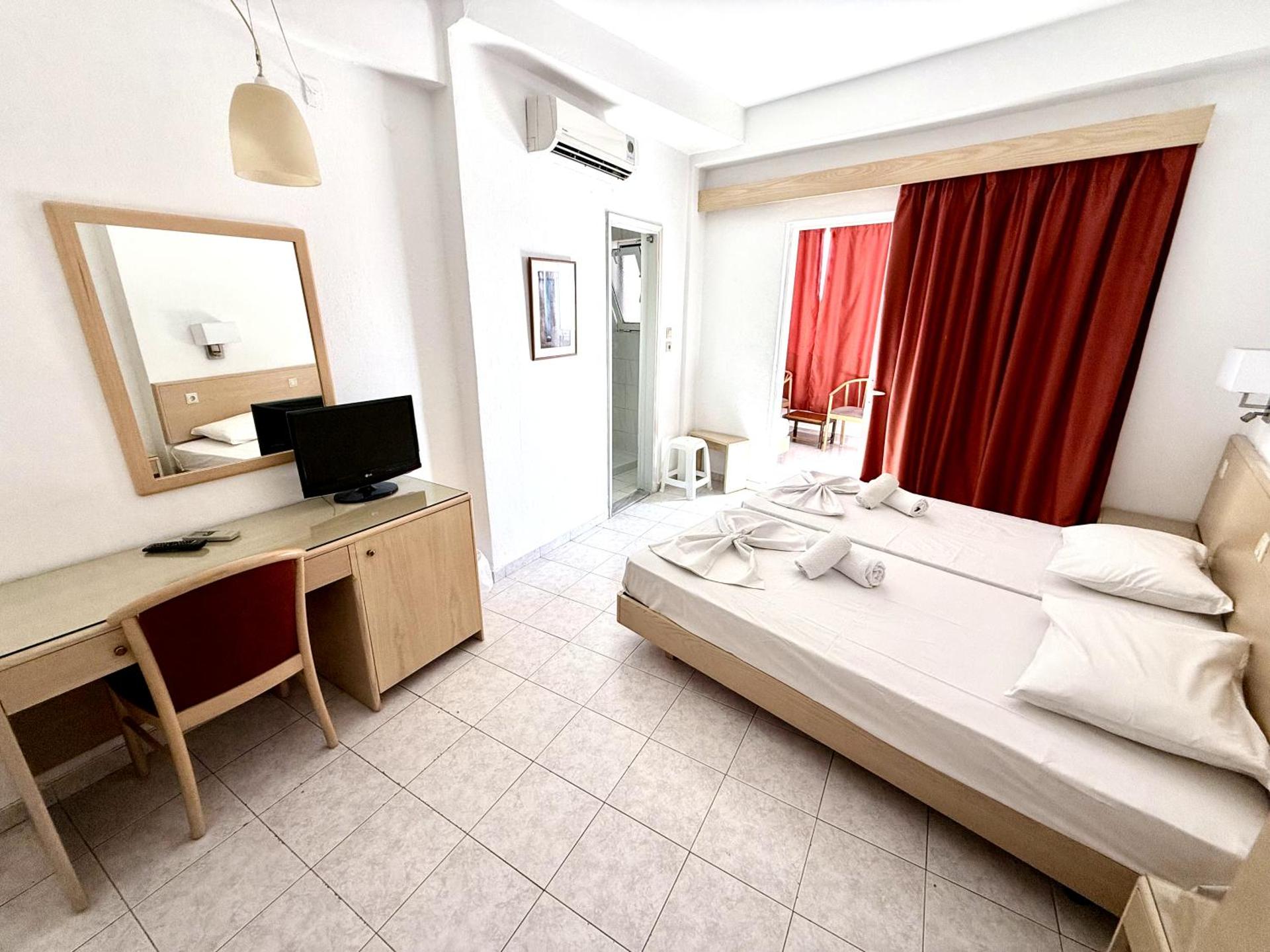 Savoy City Hotel - Photo 84