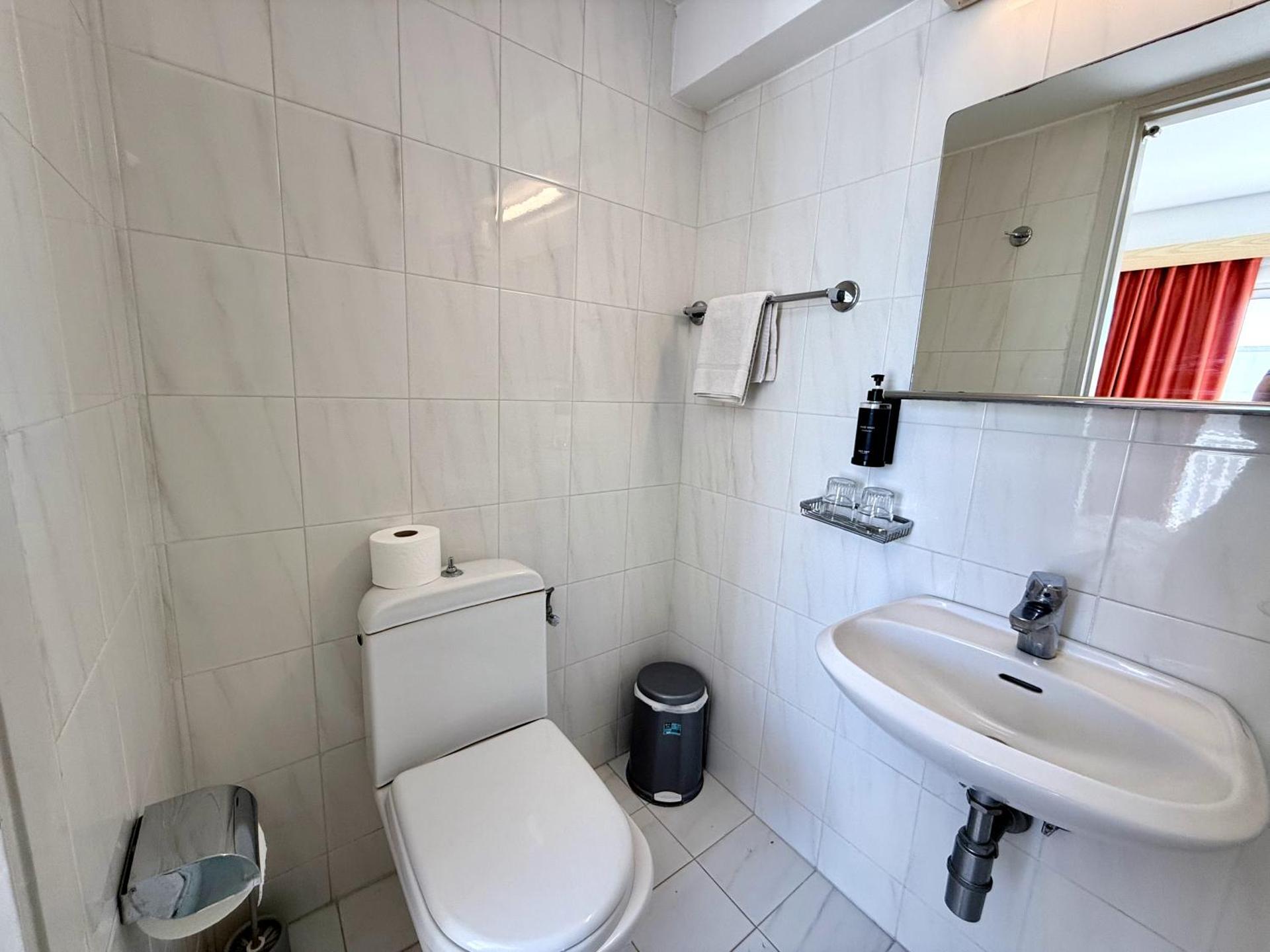 Savoy City Hotel - Photo 49