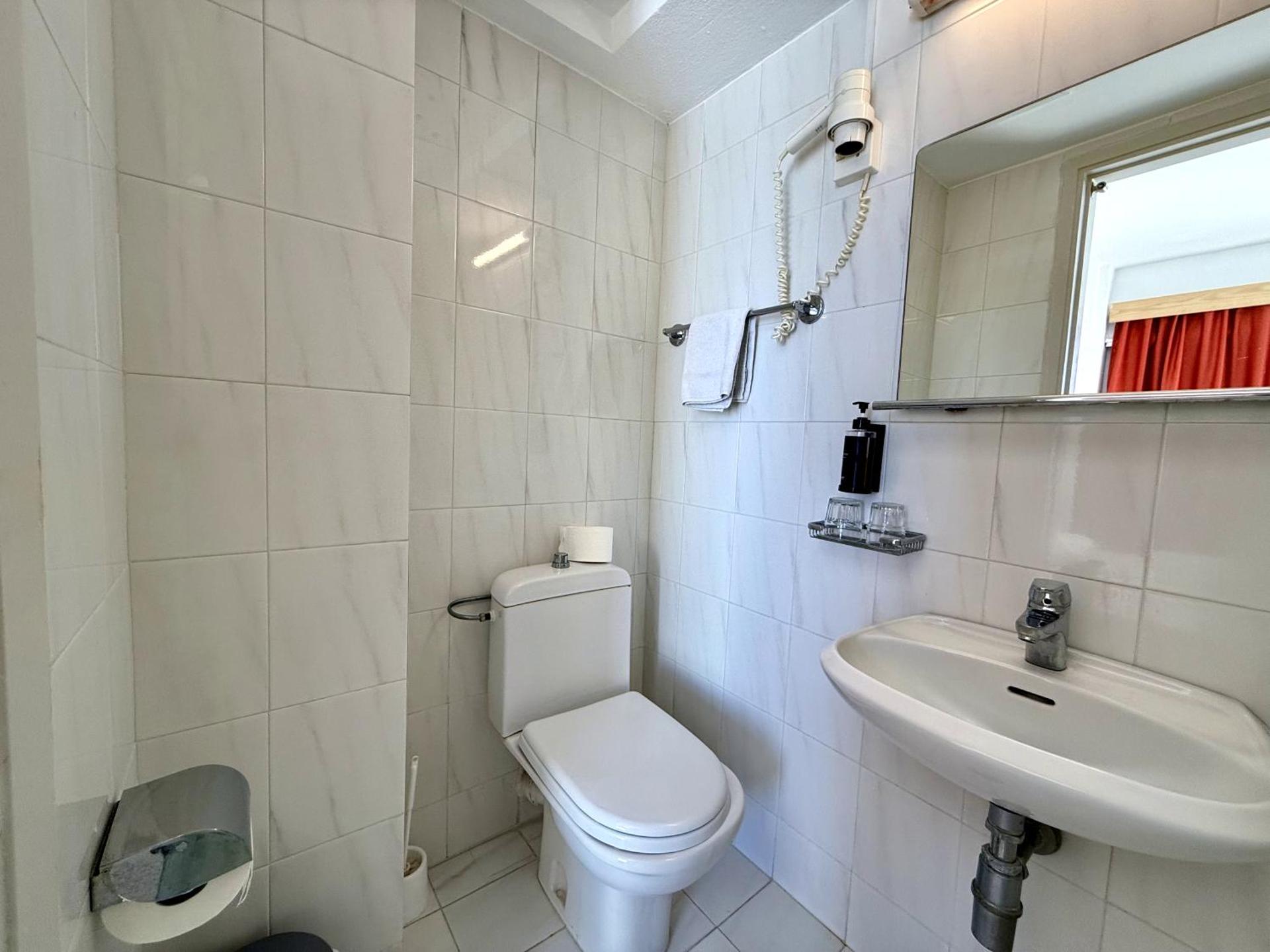 Savoy City Hotel - Photo 51