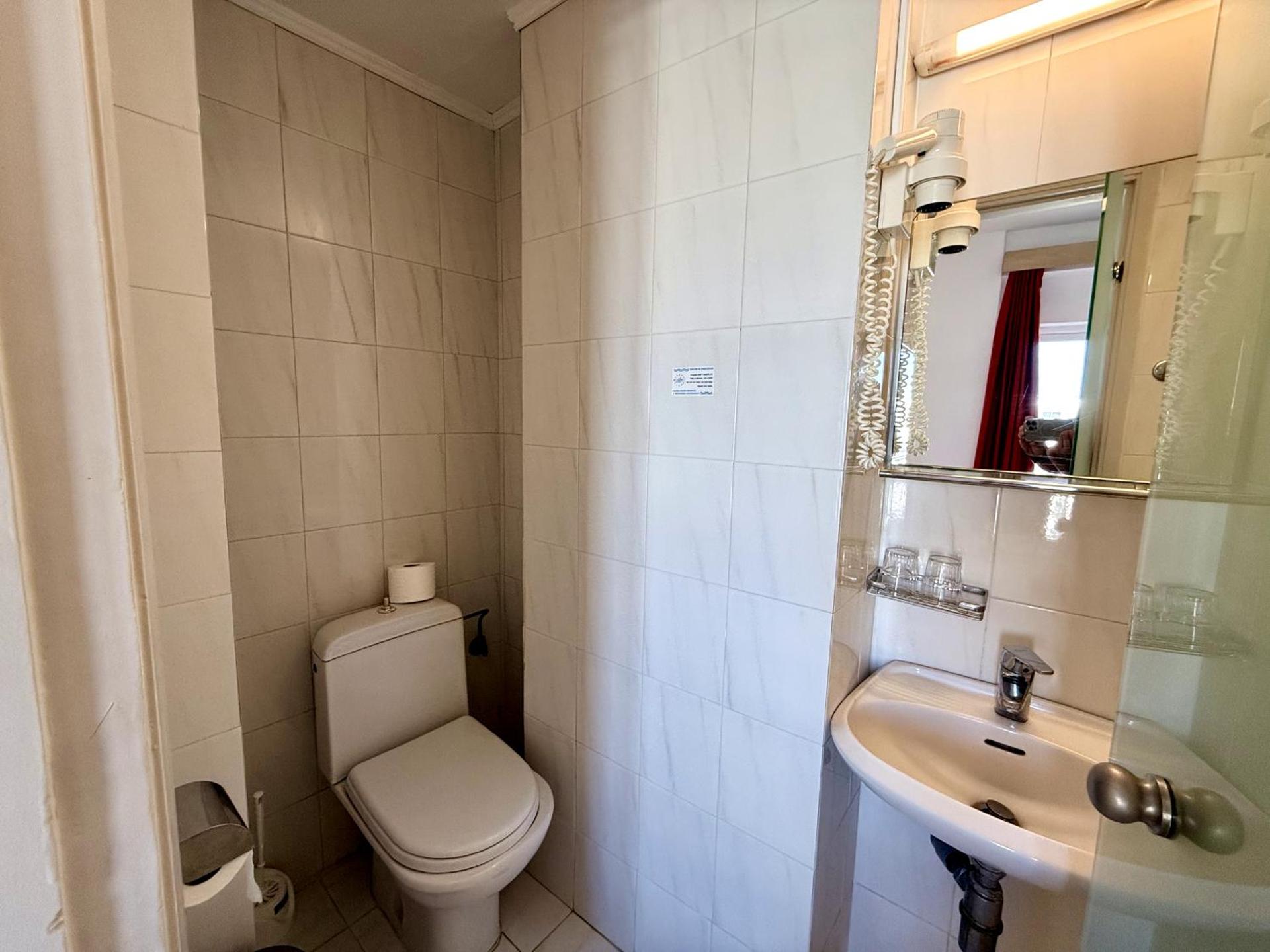 Savoy City Hotel - Photo 50