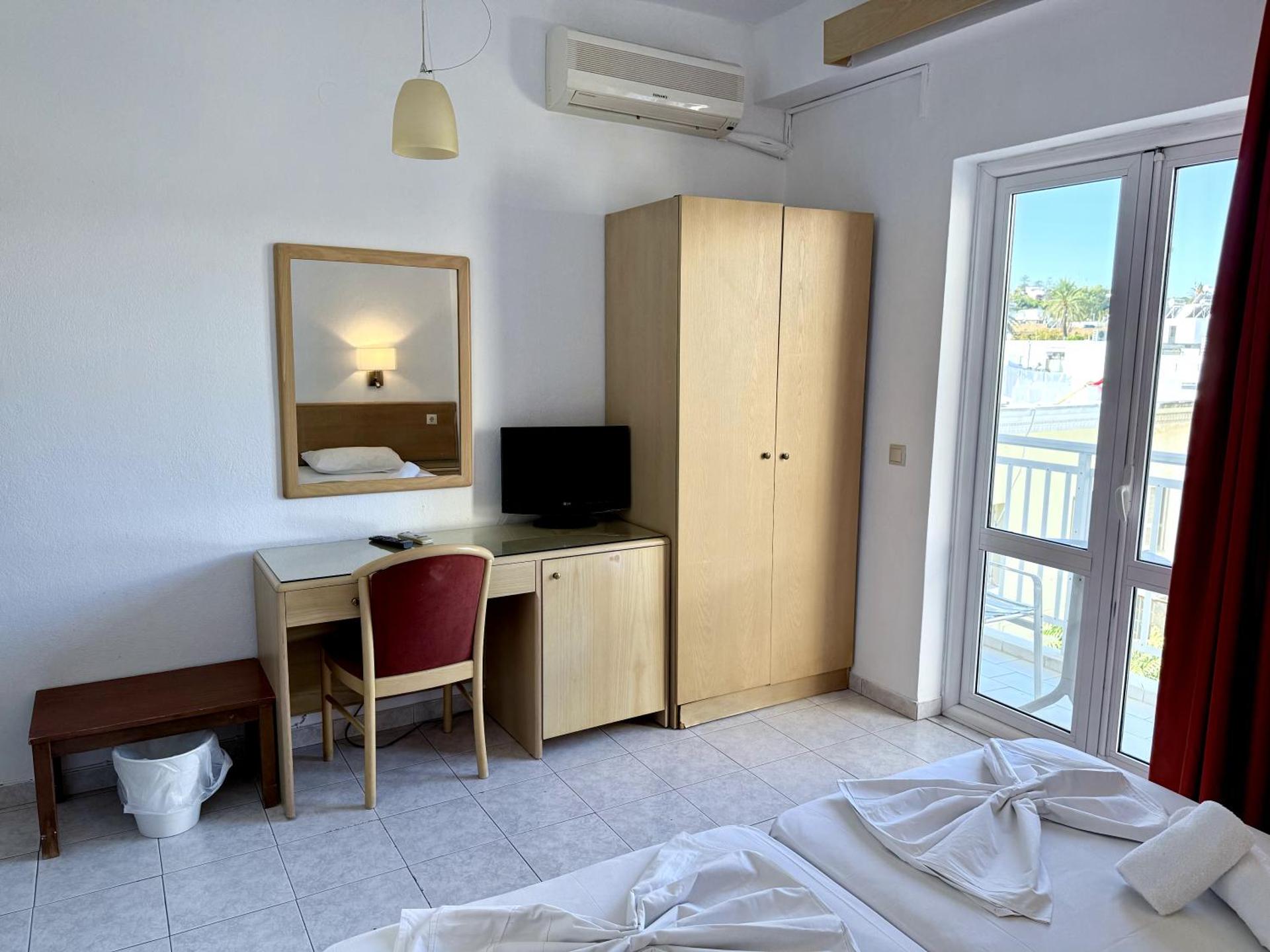 Savoy City Hotel - Photo 65