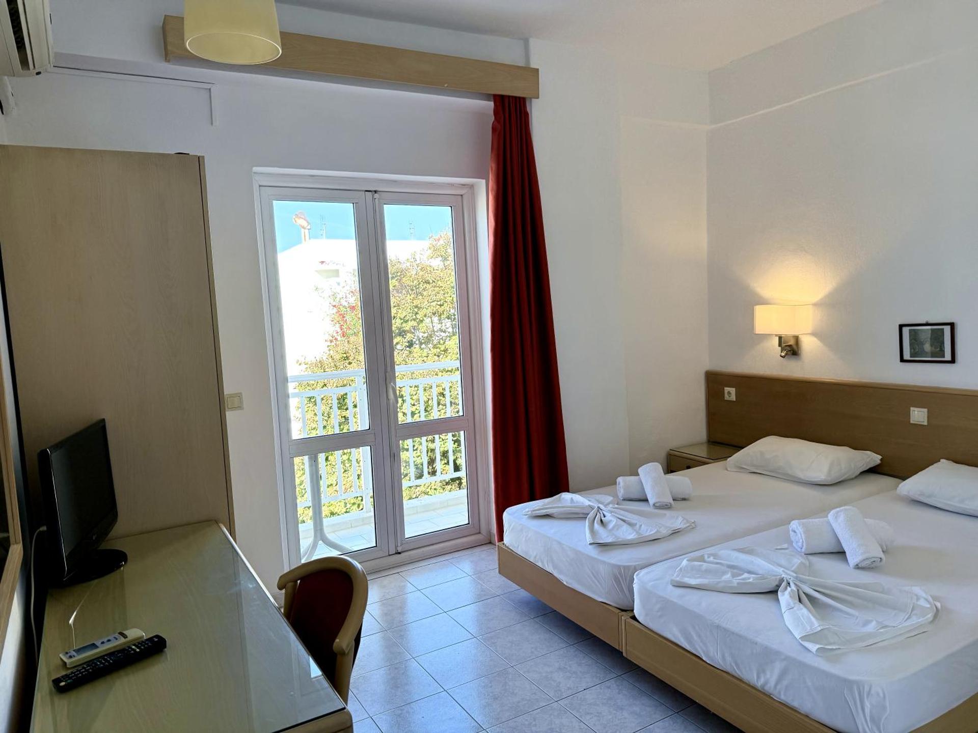 Savoy City Hotel - Photo 7