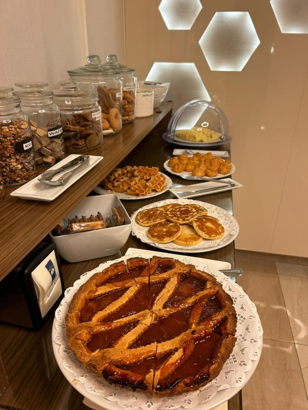 Hotel Motel 2 - Photo 24