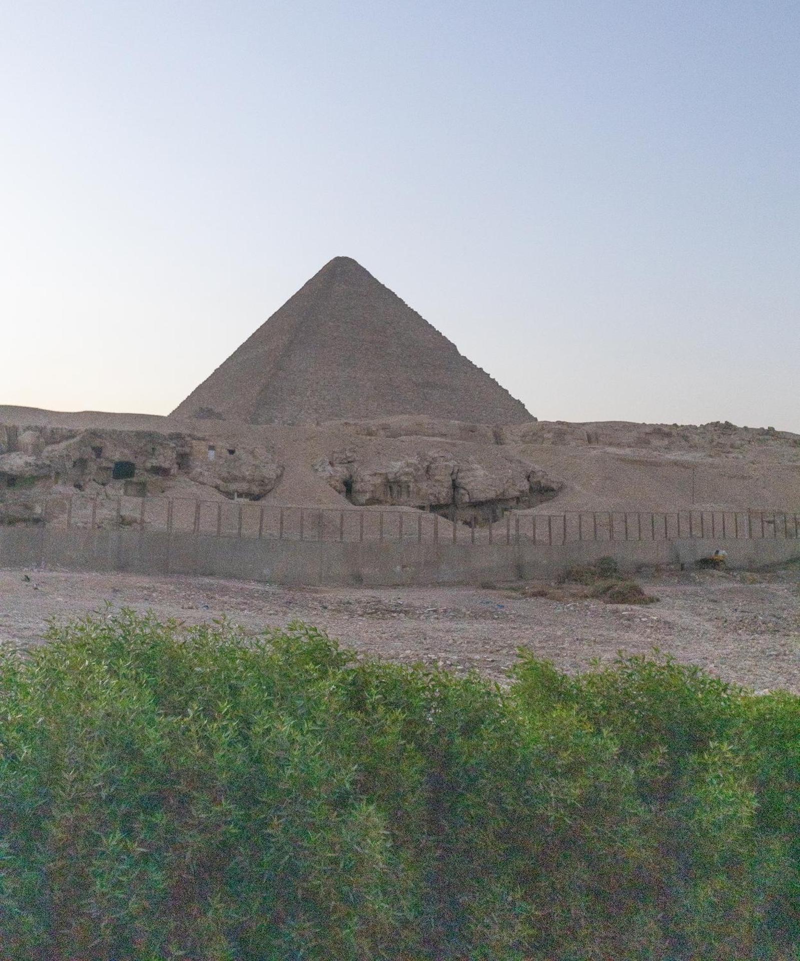 Grensha Pyramids inn - Photo 39