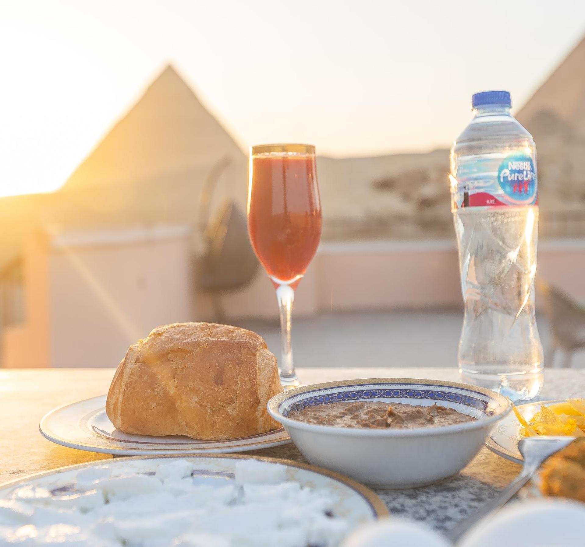 Grensha Pyramids inn - Photo 26