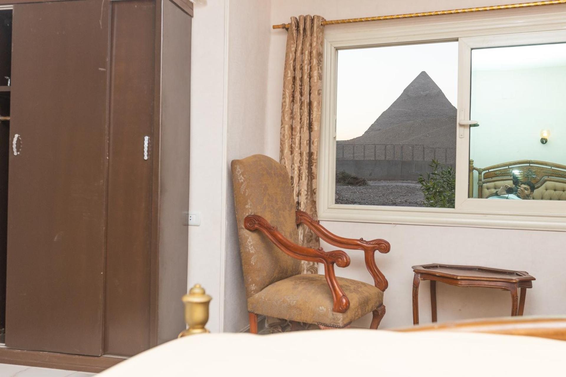Grensha Pyramids inn - Photo 23