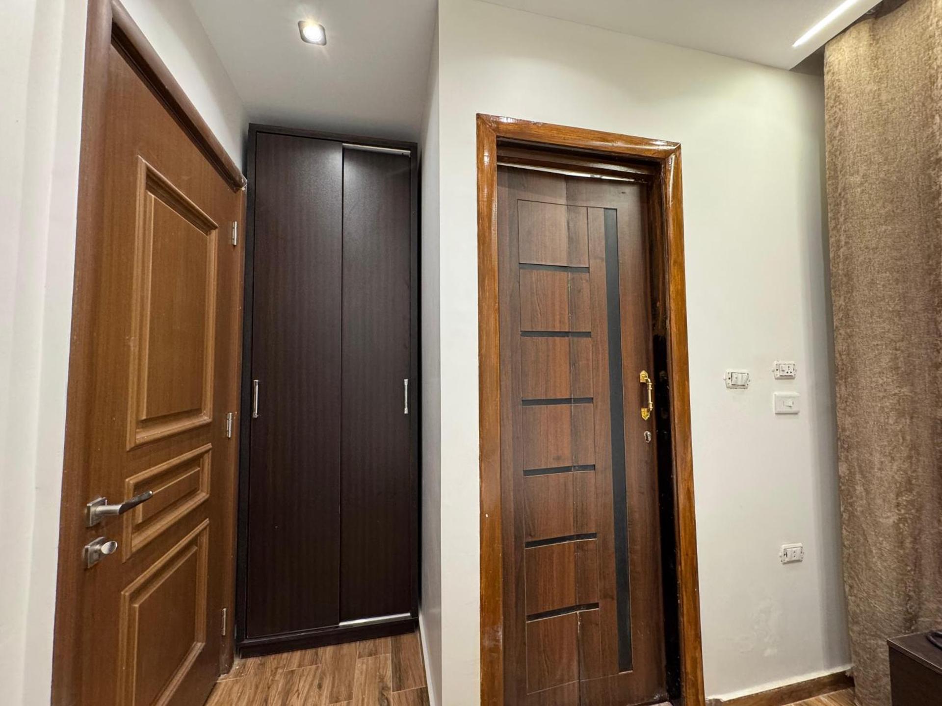 New White Pyramids Inn - Photo 26