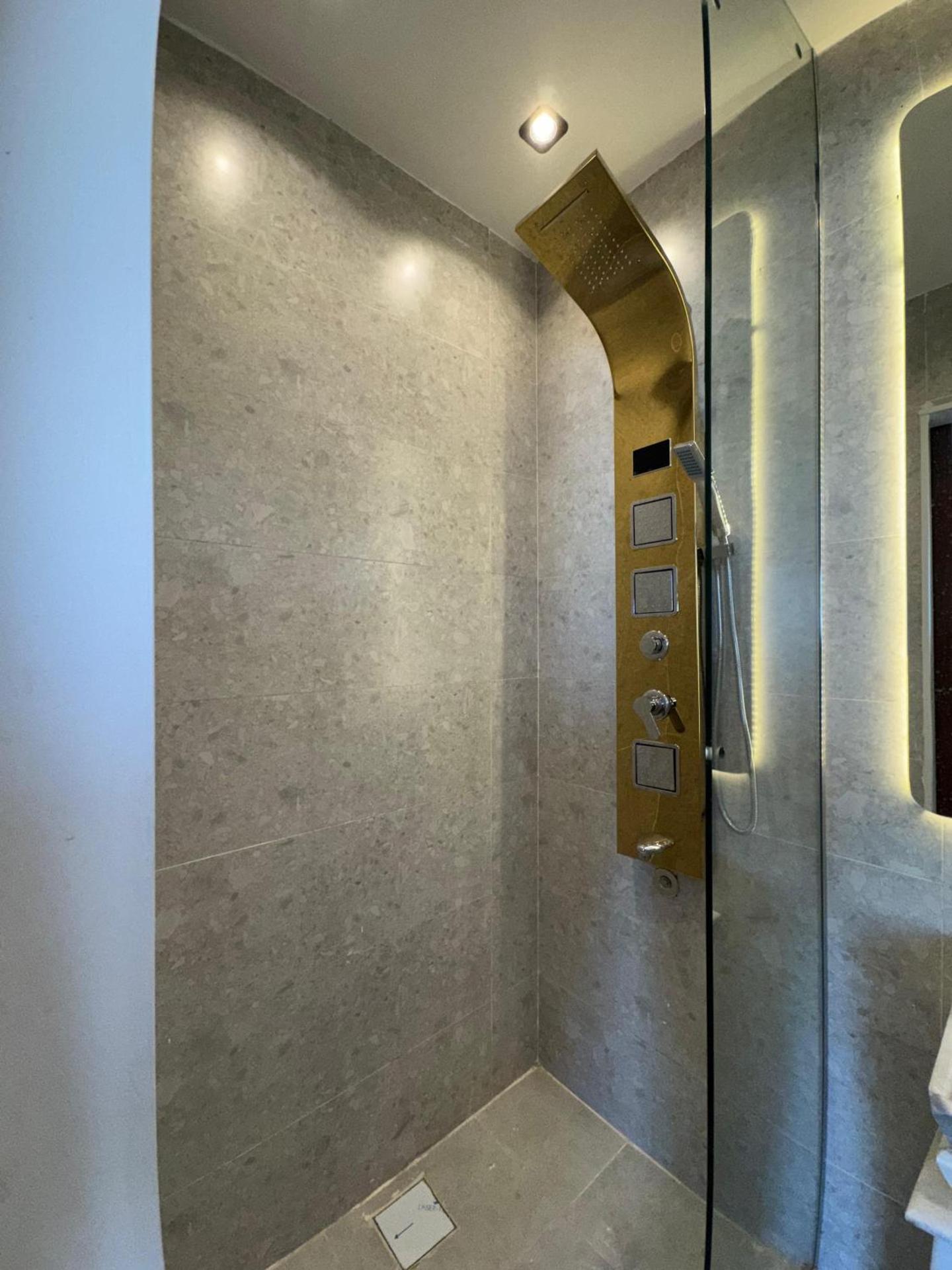 New White Pyramids Inn - Photo 39