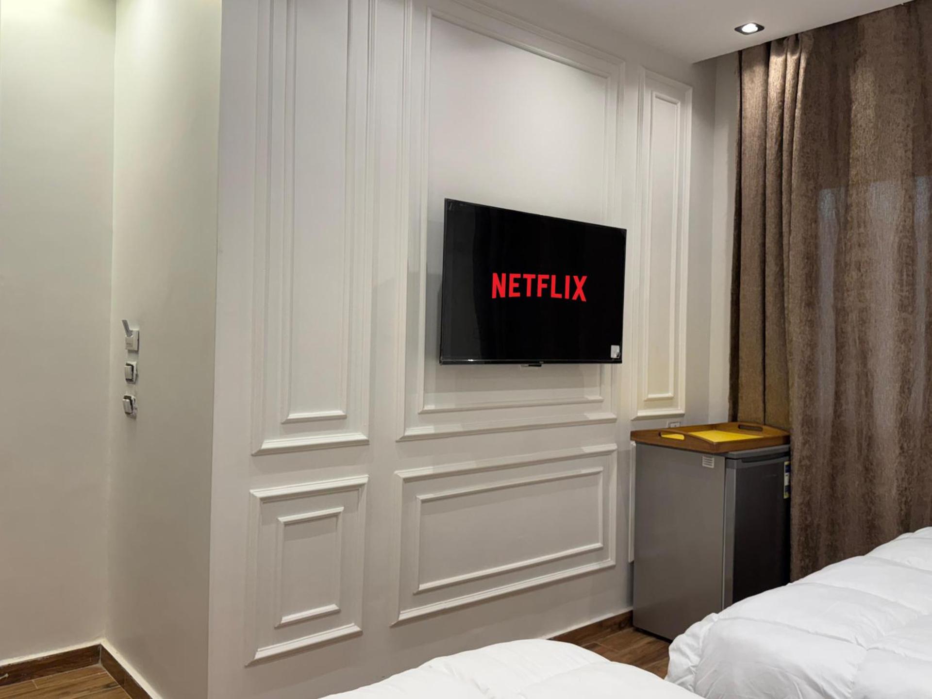 New White Pyramids Inn - Photo 30