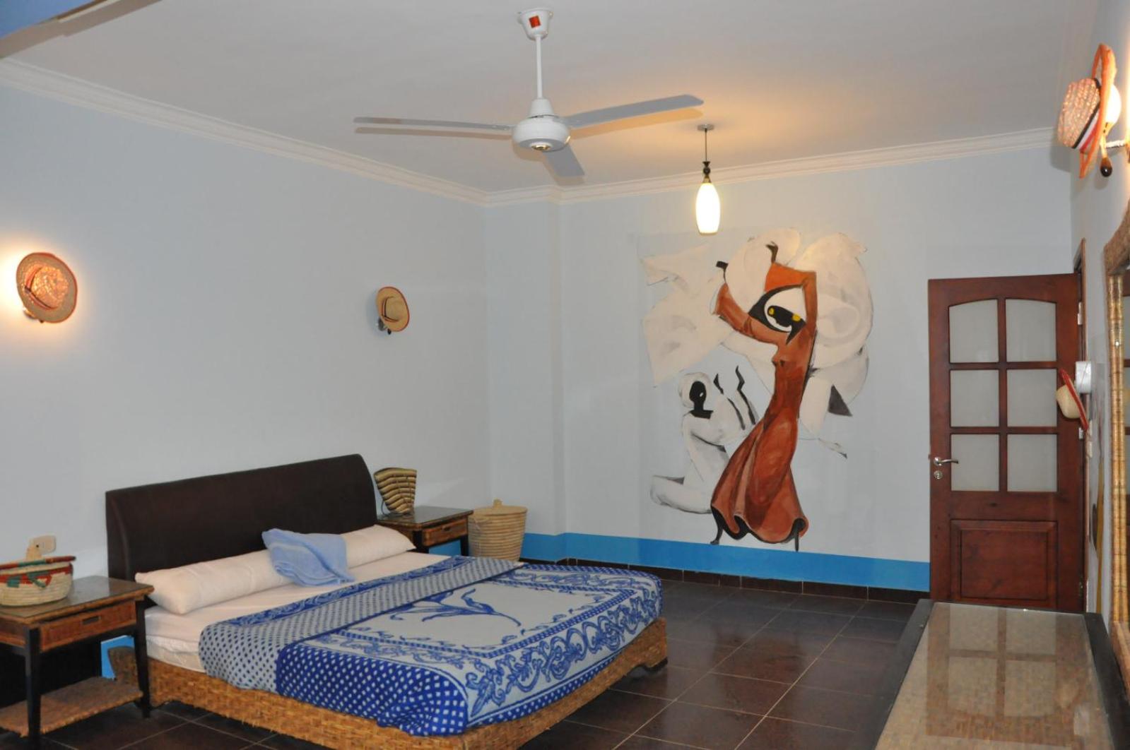 Eye of Horus House - Photo 58