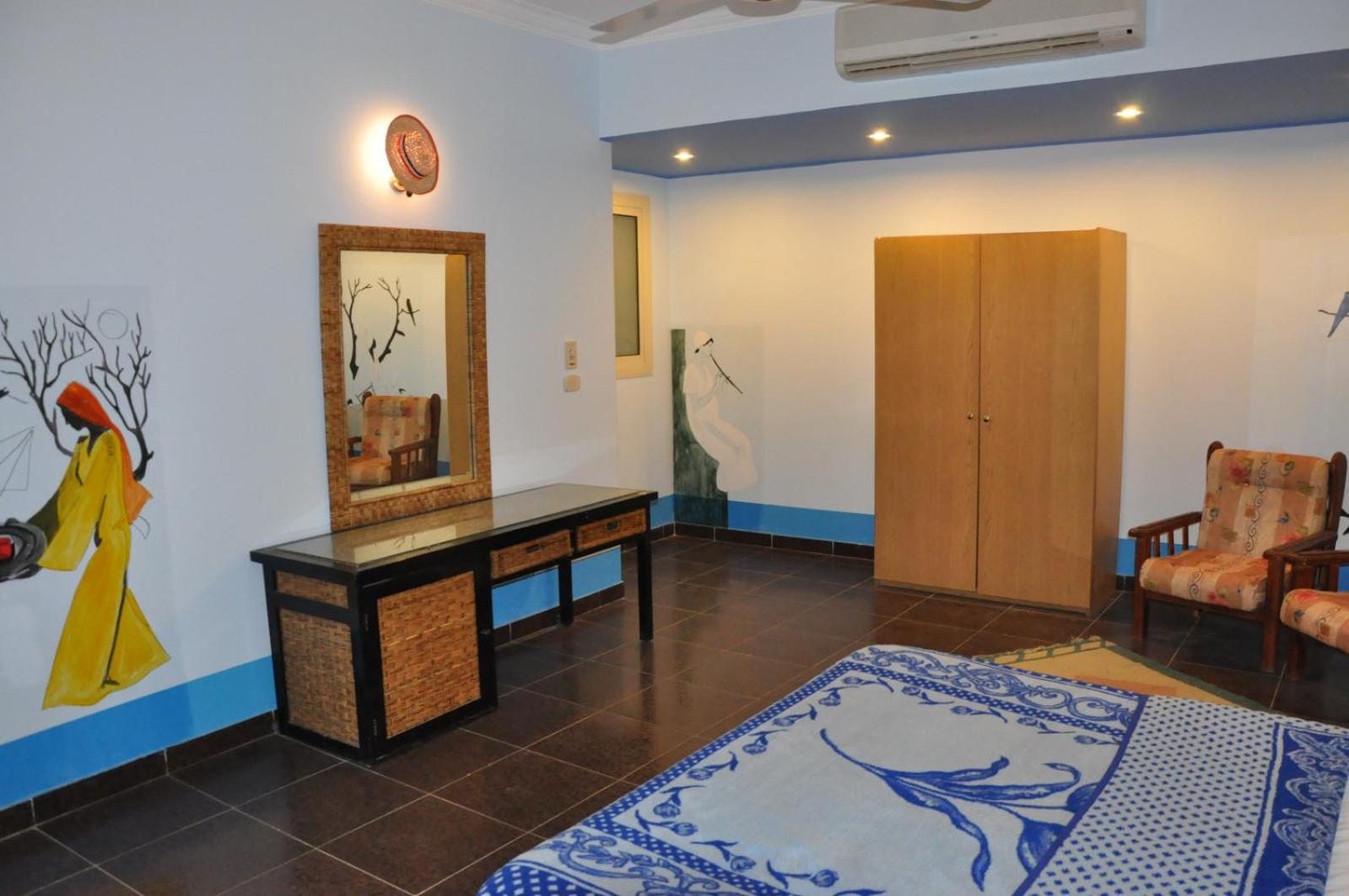 Eye of Horus House - Photo 84