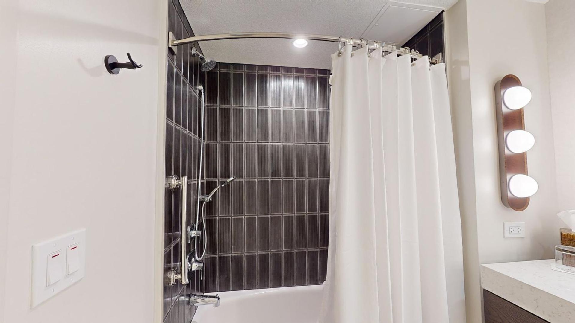 Renaissance Phoenix Glendale Hotel & Conference Center - Photo 53