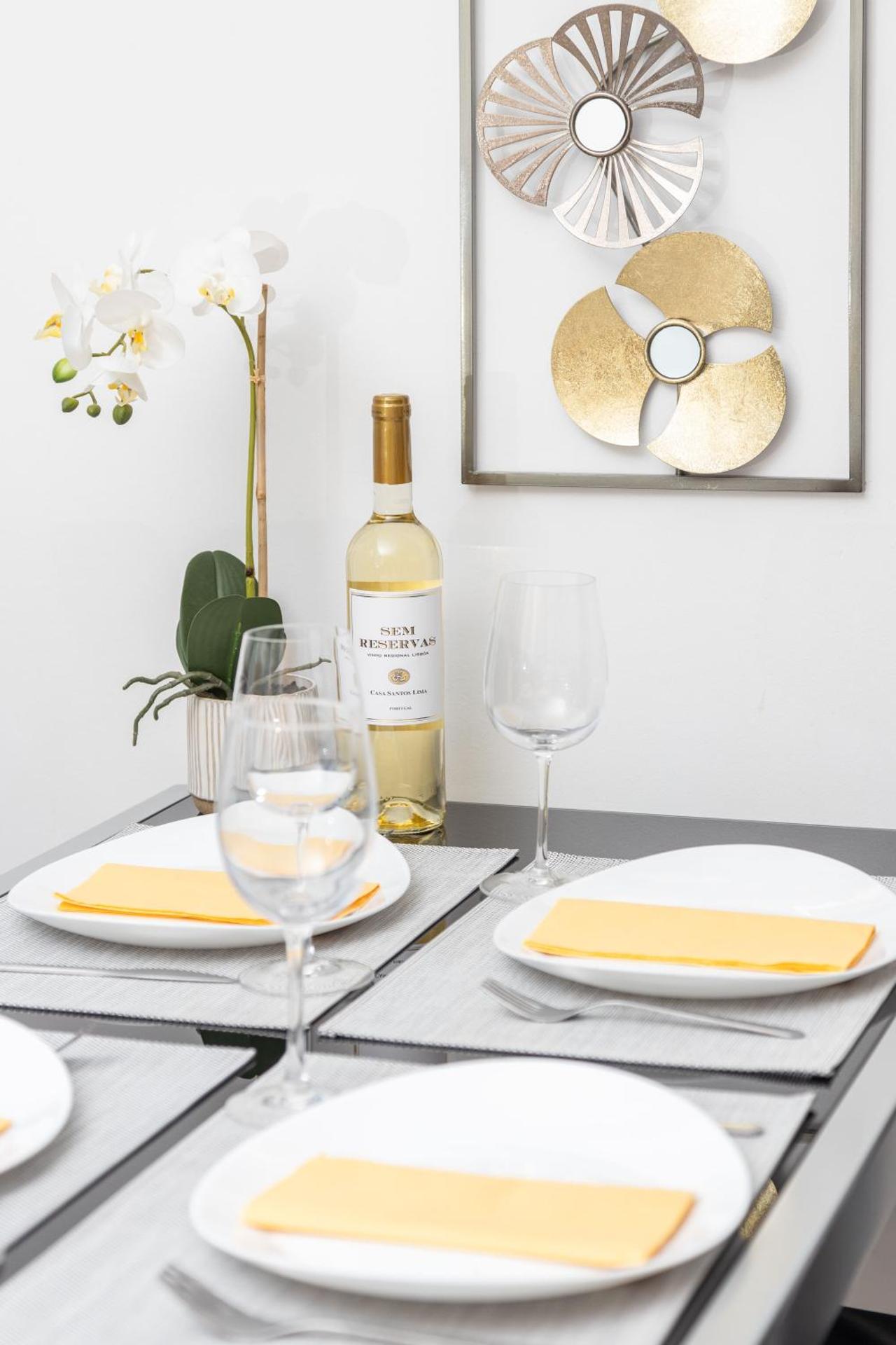 Lisbon Relax Pool Apartment - Free Parking Garage - Photo 50